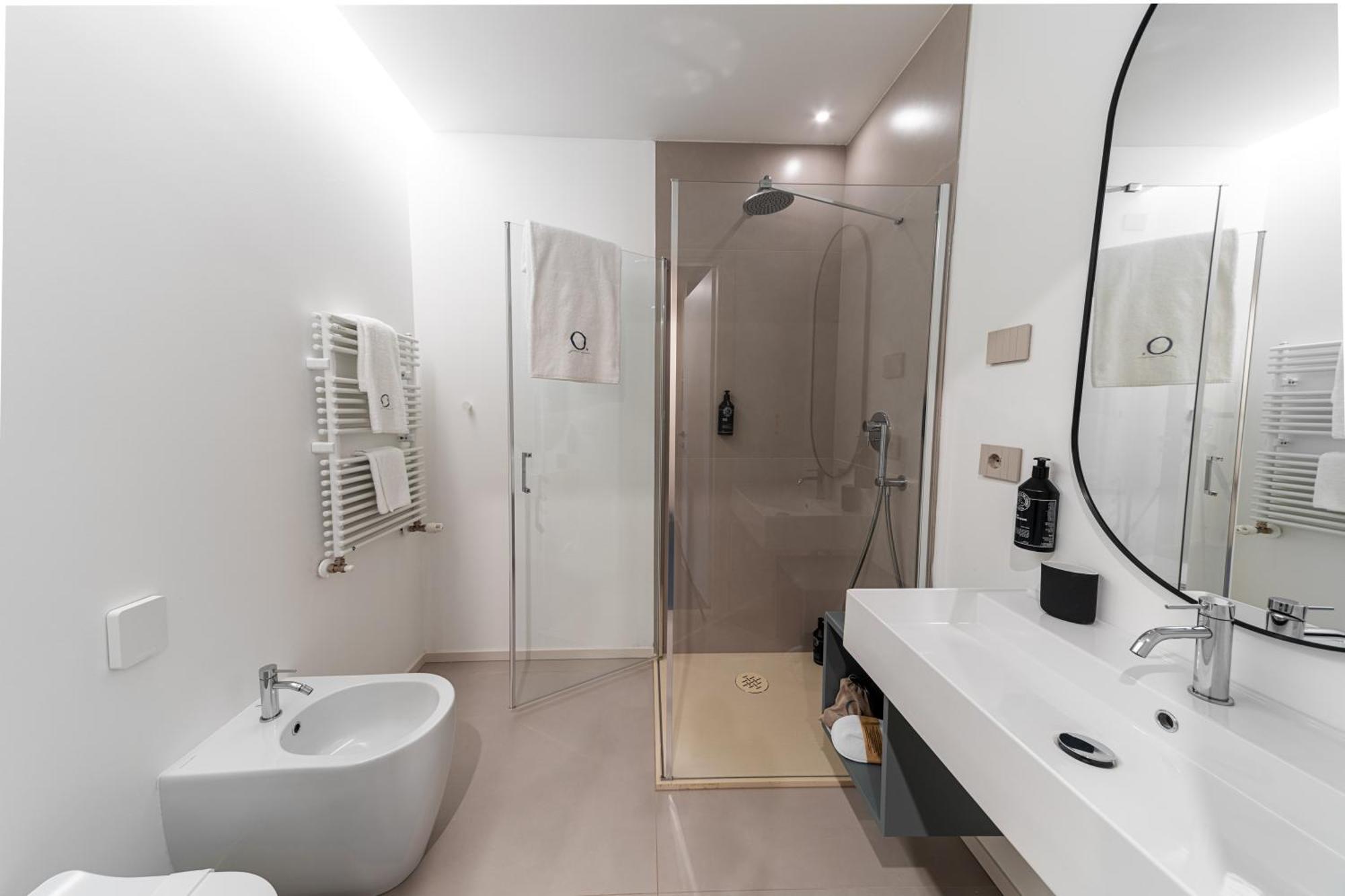 Standard Twin Room,1519239547:JPEG