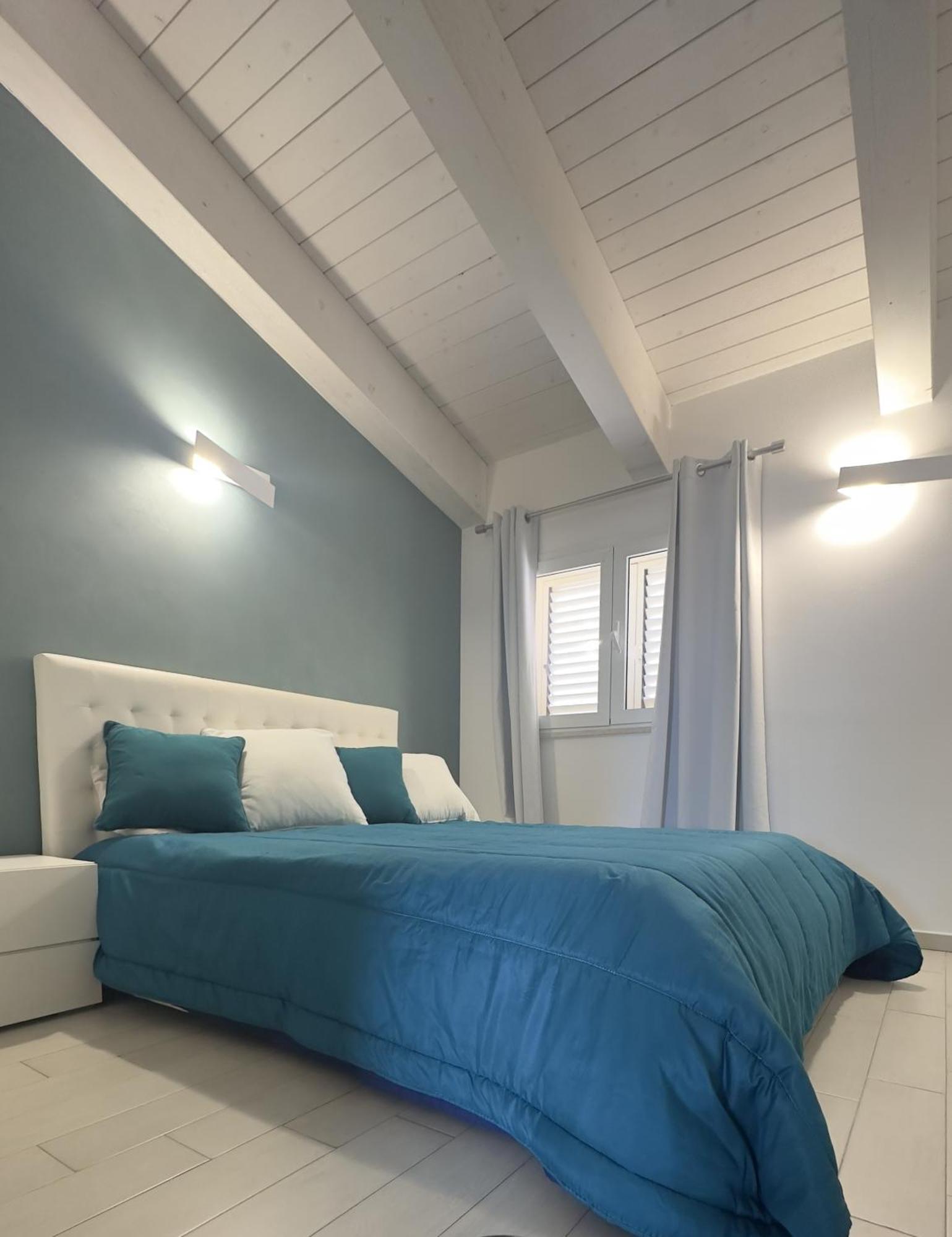 Penthouse Apartment,1519375504:JPEG