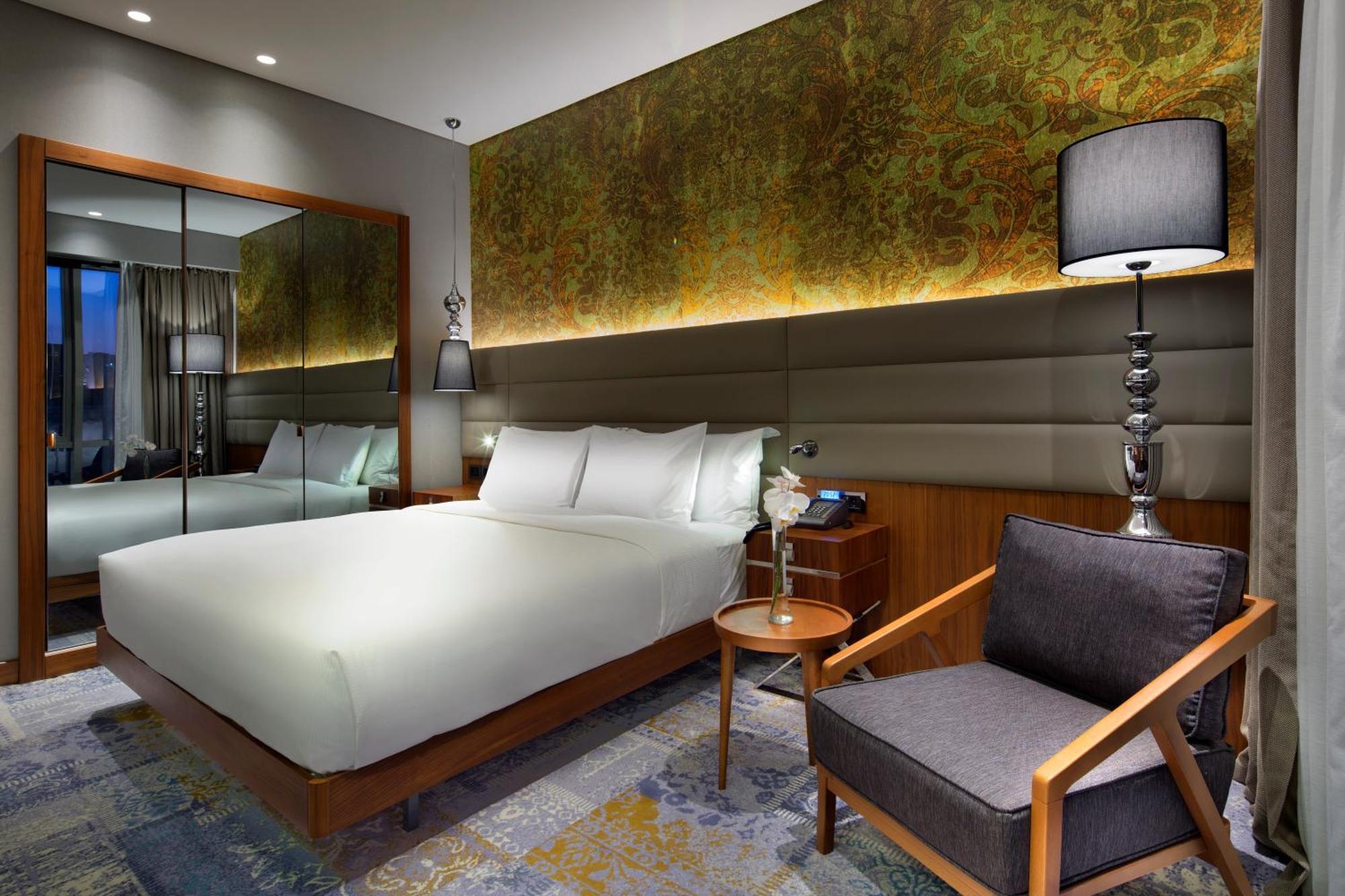 King Guest Room,1522271683:JPEG