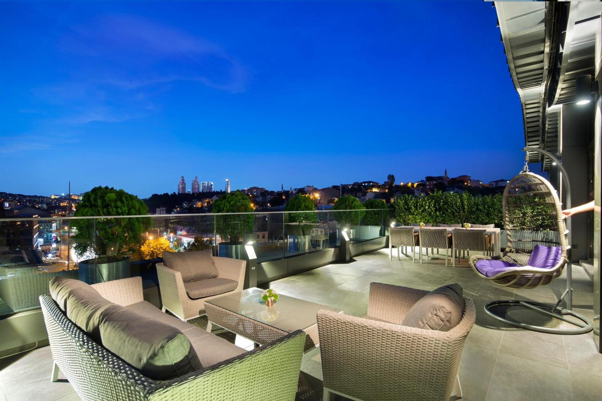 One-Bedroom King Suite Terrace,1522278478:JPEG