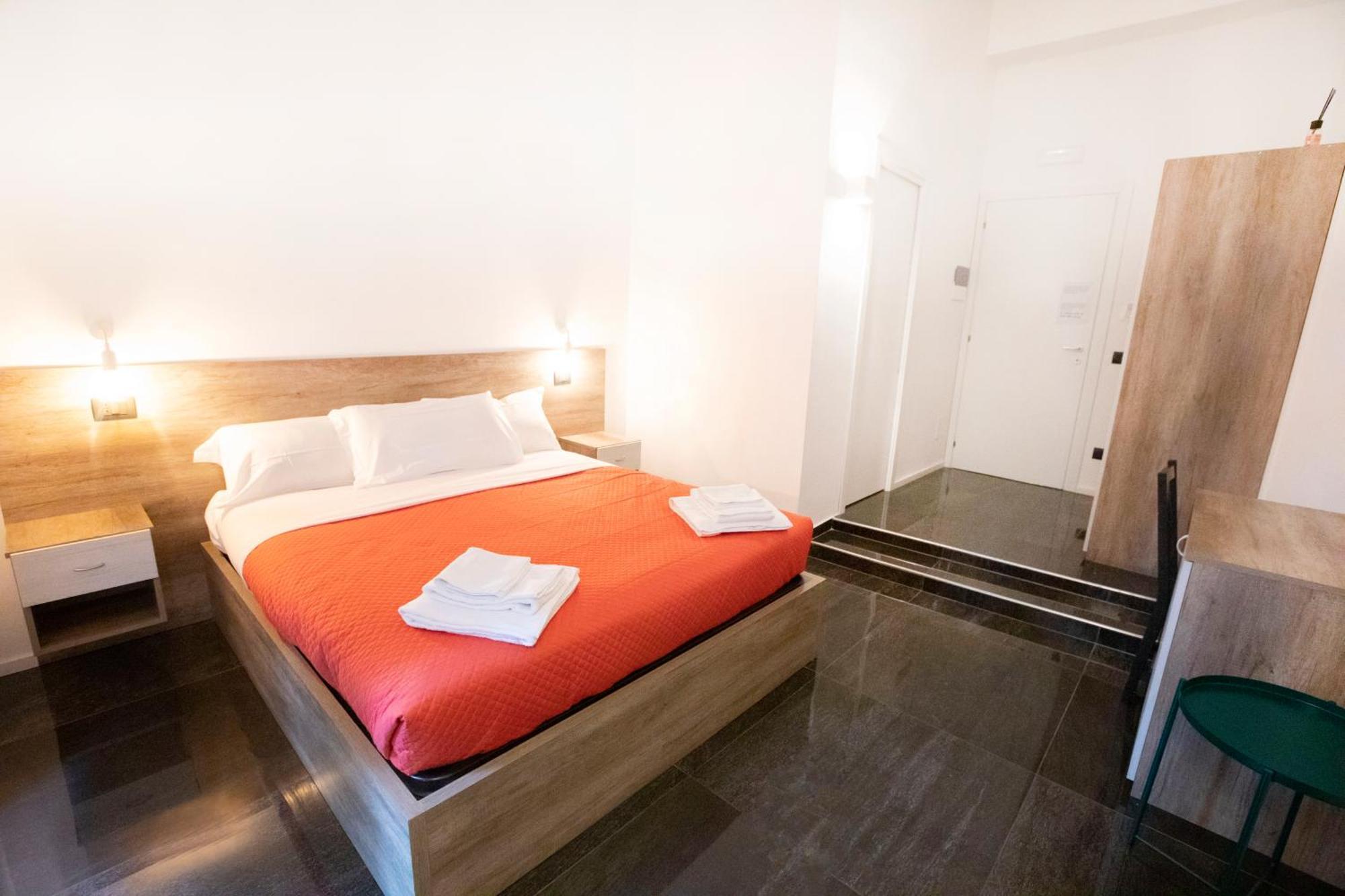 Double Room,1522399606:JPEG