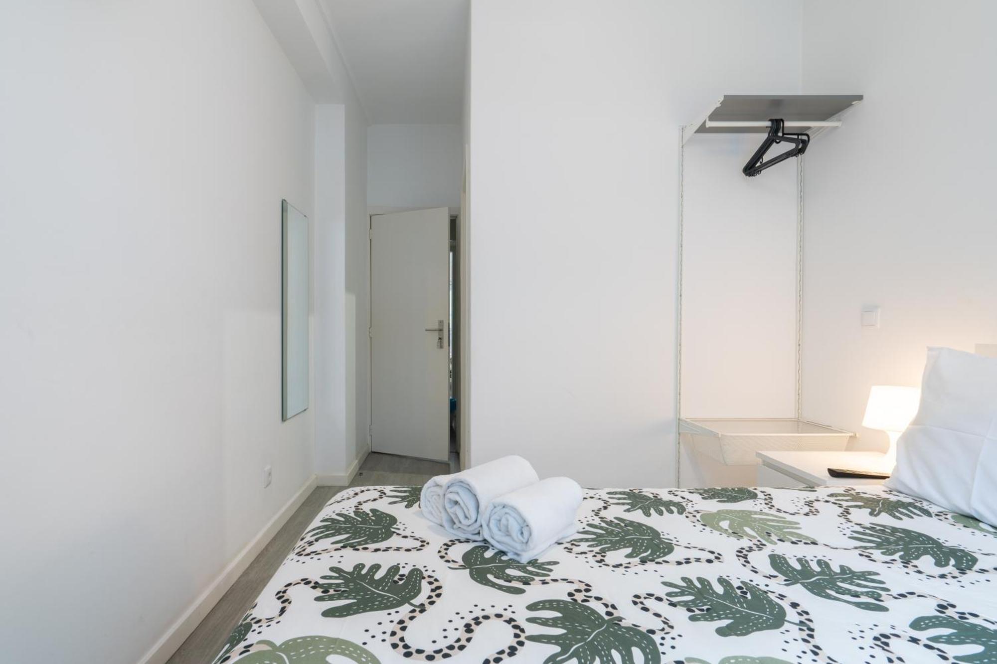 Double Room Private Bathroom,1523041435:JPEG