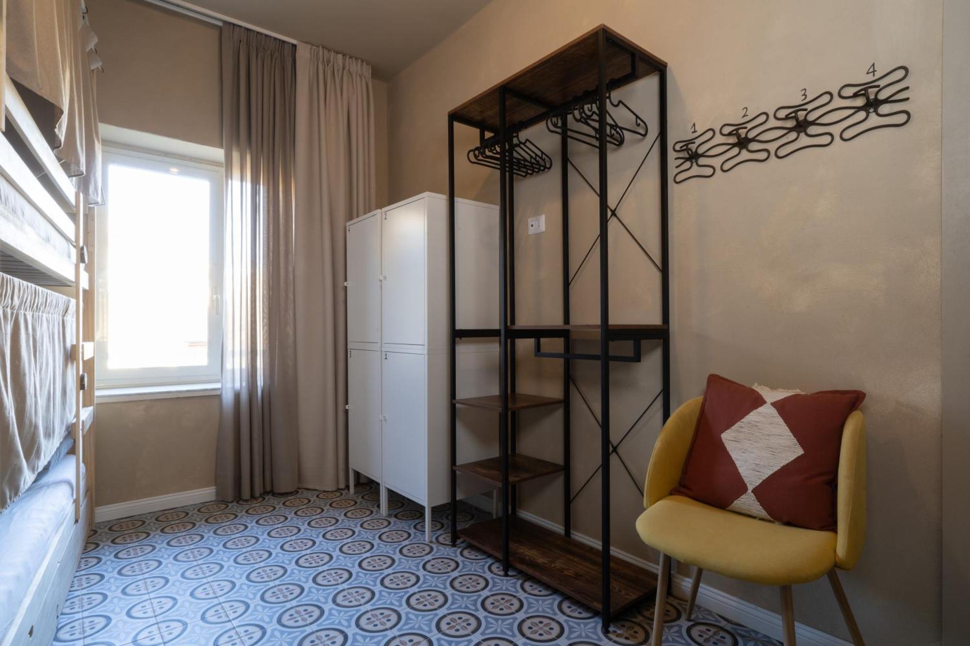 Bed 4-Bed Female Dormitory Room