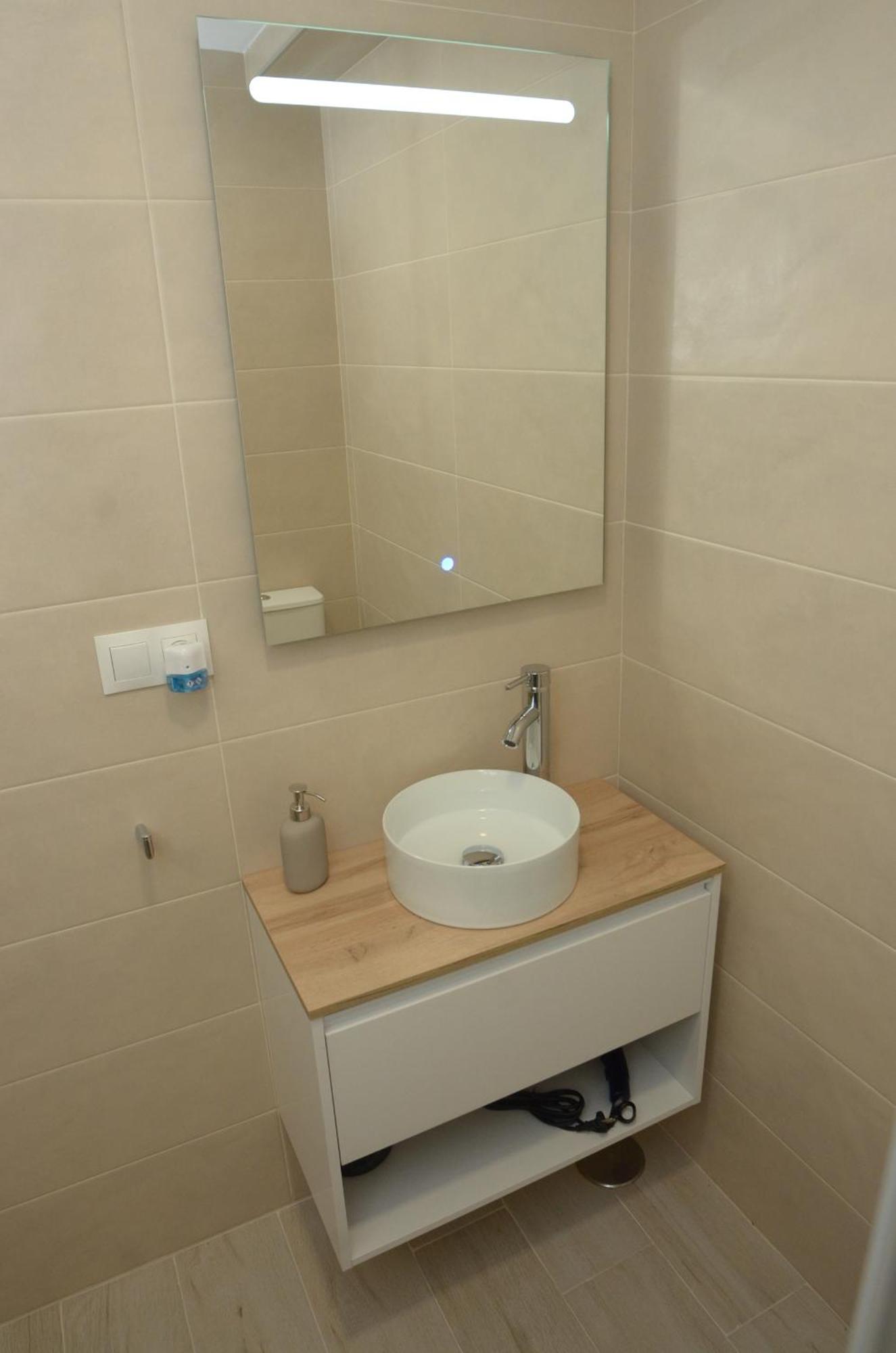 Deluxe Triple Room,1524352810:JPEG