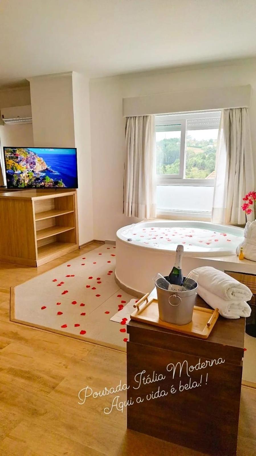 Premium Double Room Spa Bath,1387227107:JPEG