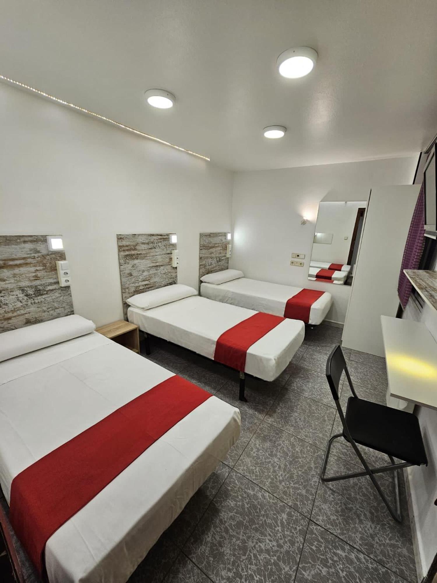 Triple Room