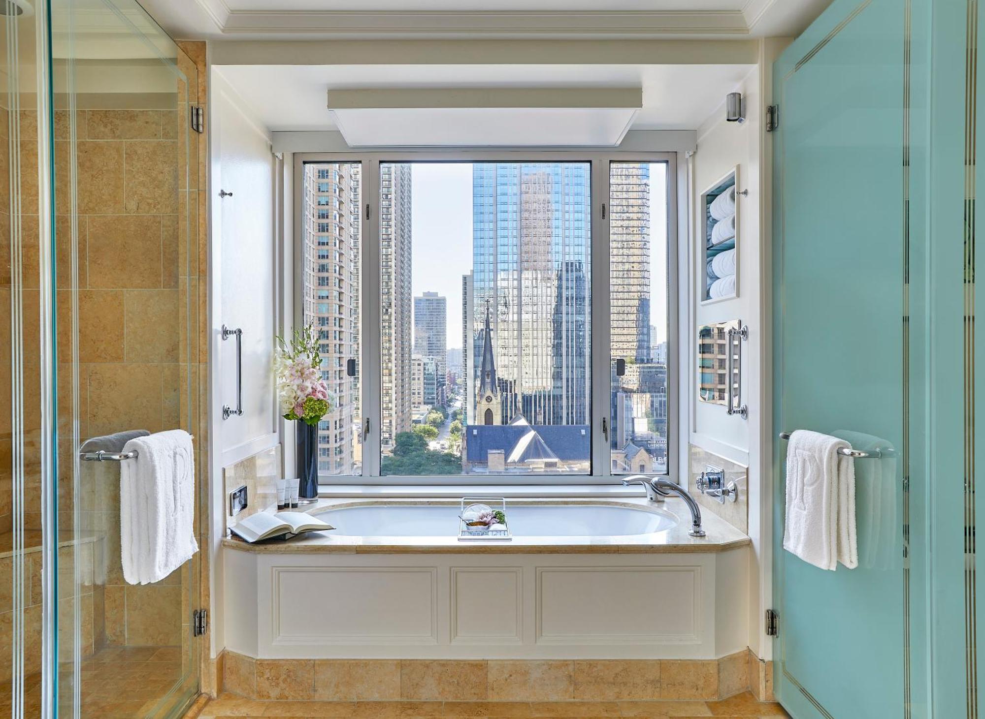 Executive Suite,147740510:JPEG
