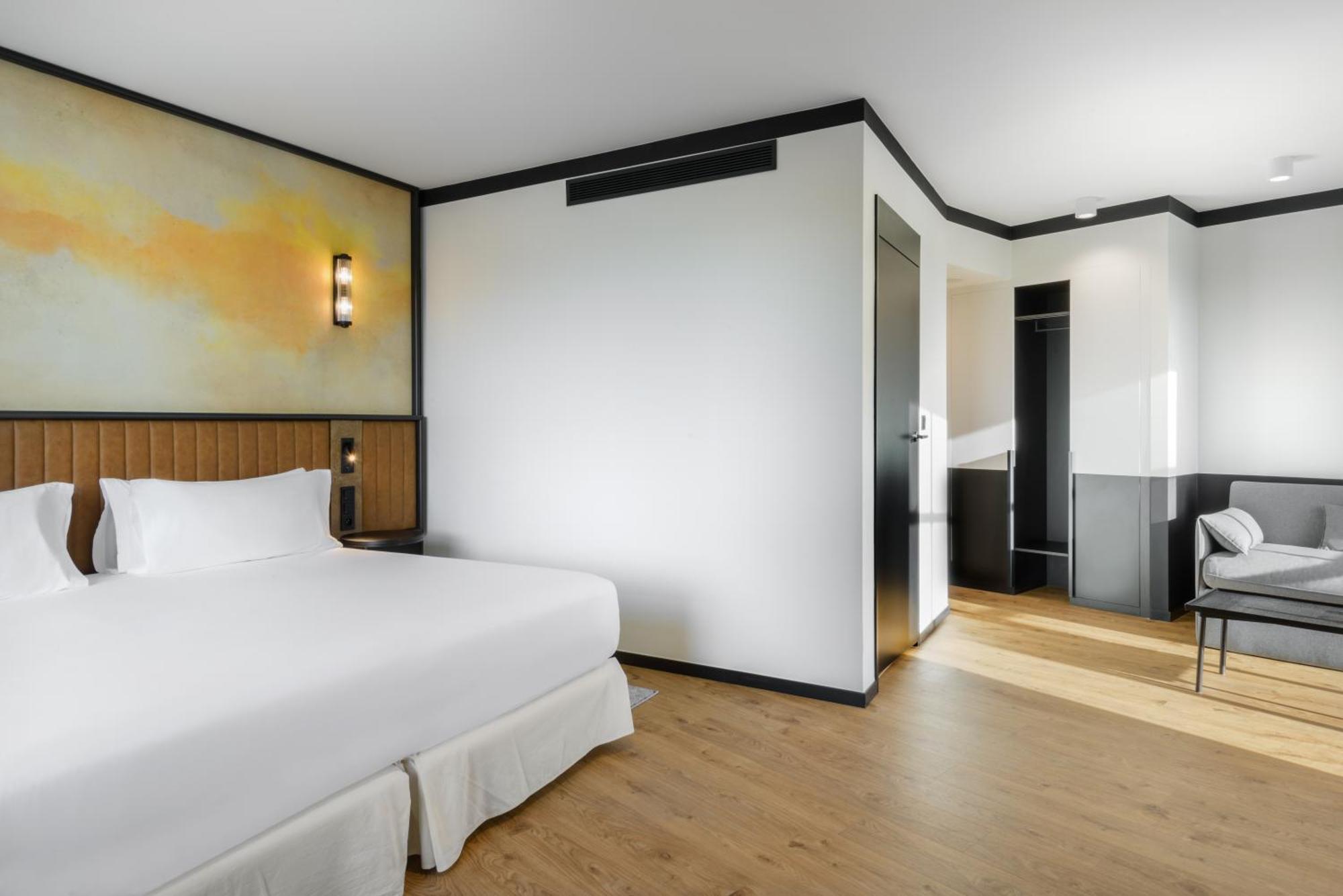 Junior Suite,1525192474:JPEG
