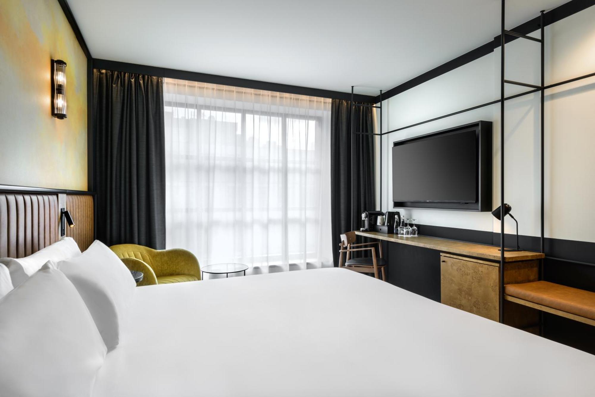 Deluxe Double or Twin Room View