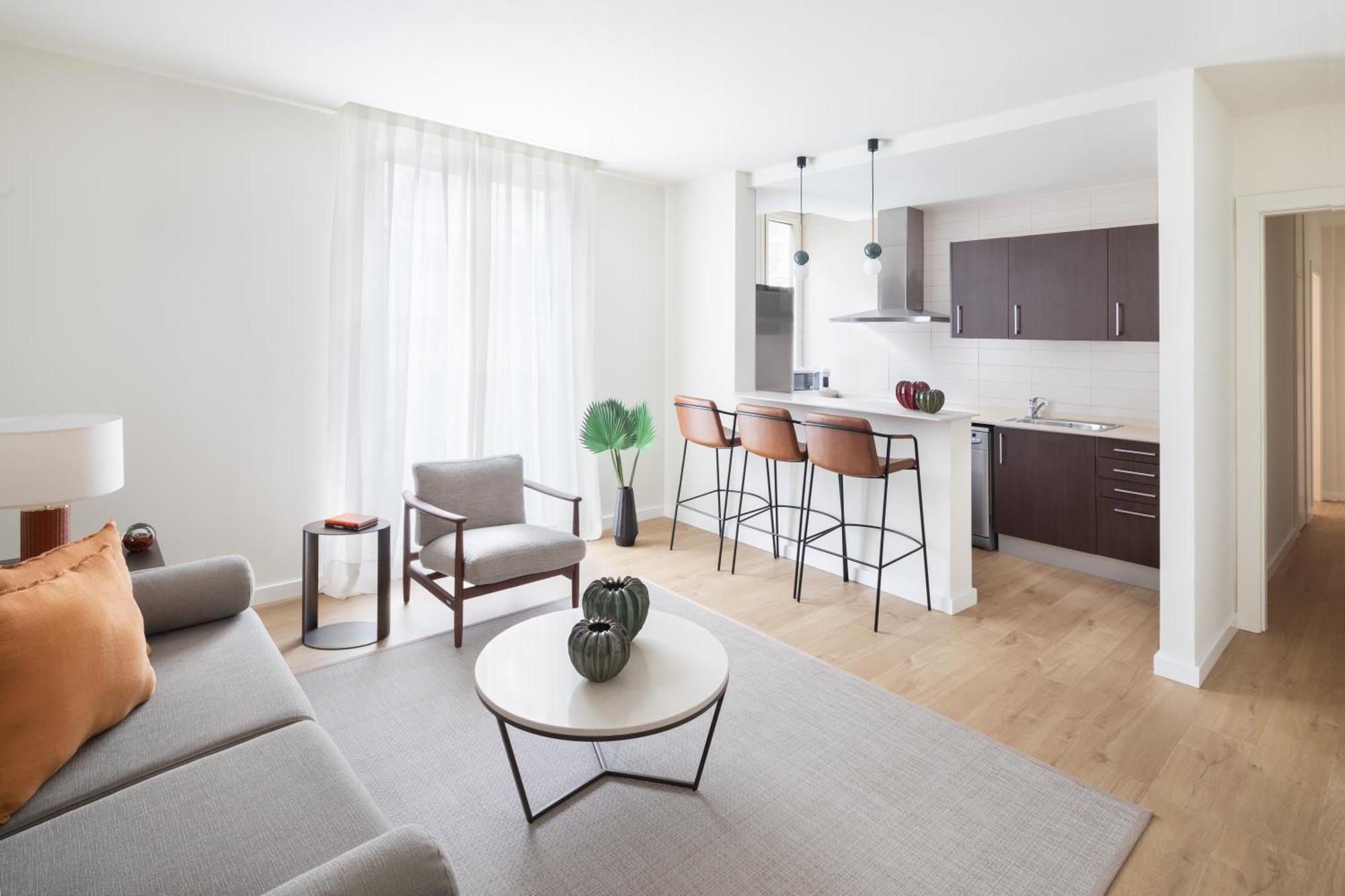 One-Bedroom Apartment,1525561084:JPEG