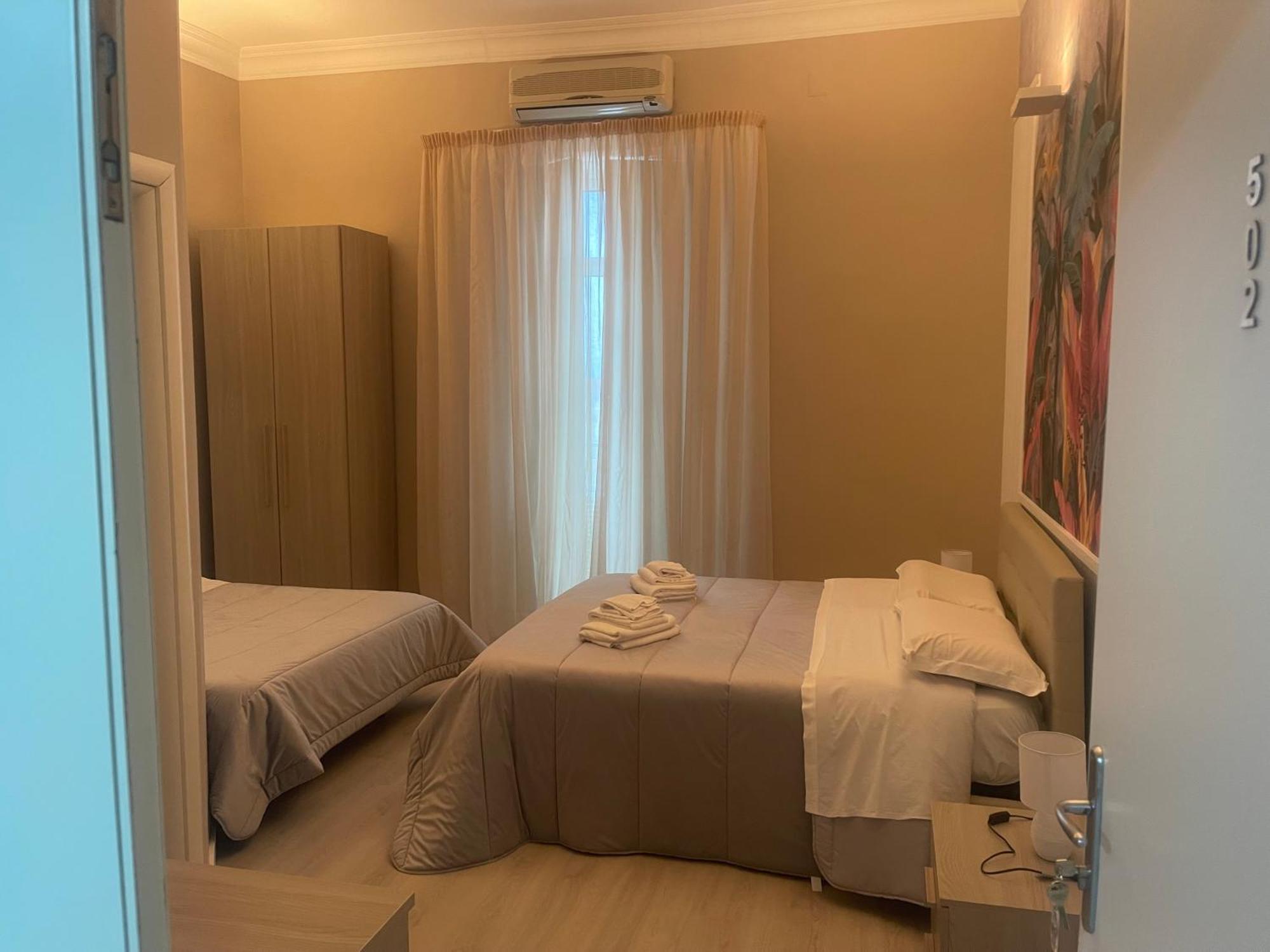 Triple Room,1526066635:JPEG