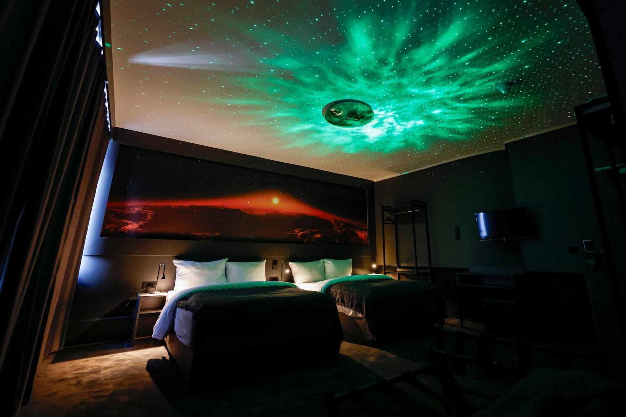 Cosmos Family Room,1532688325:JPEG
