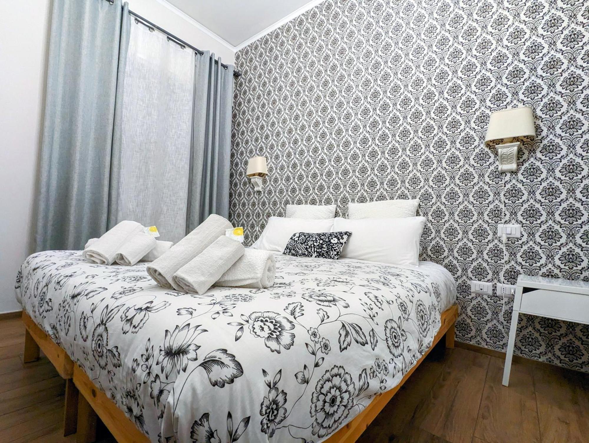 Double Room,850808828:JPEG