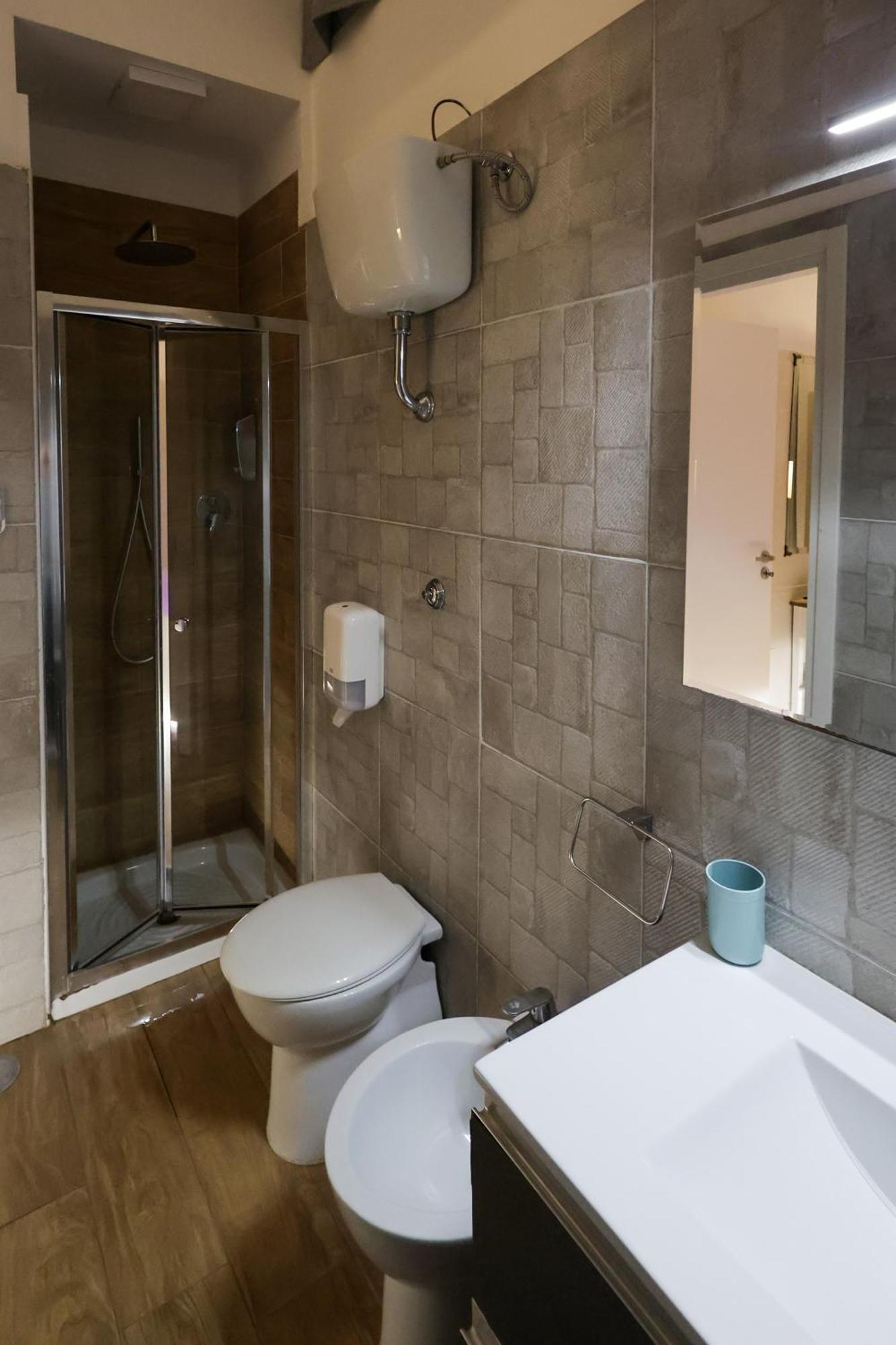 Suite Spa Bath,1528077037:JPEG