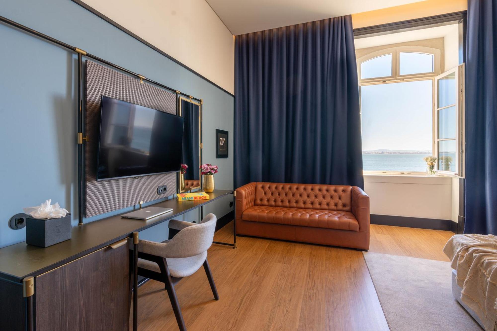Junior Suite River View