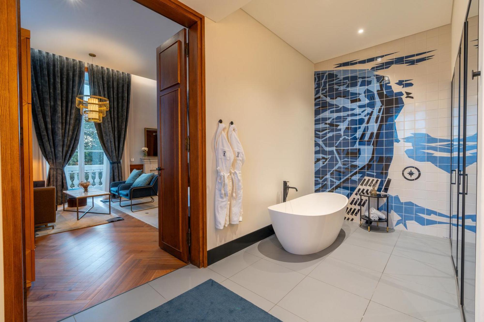 King Suite River View