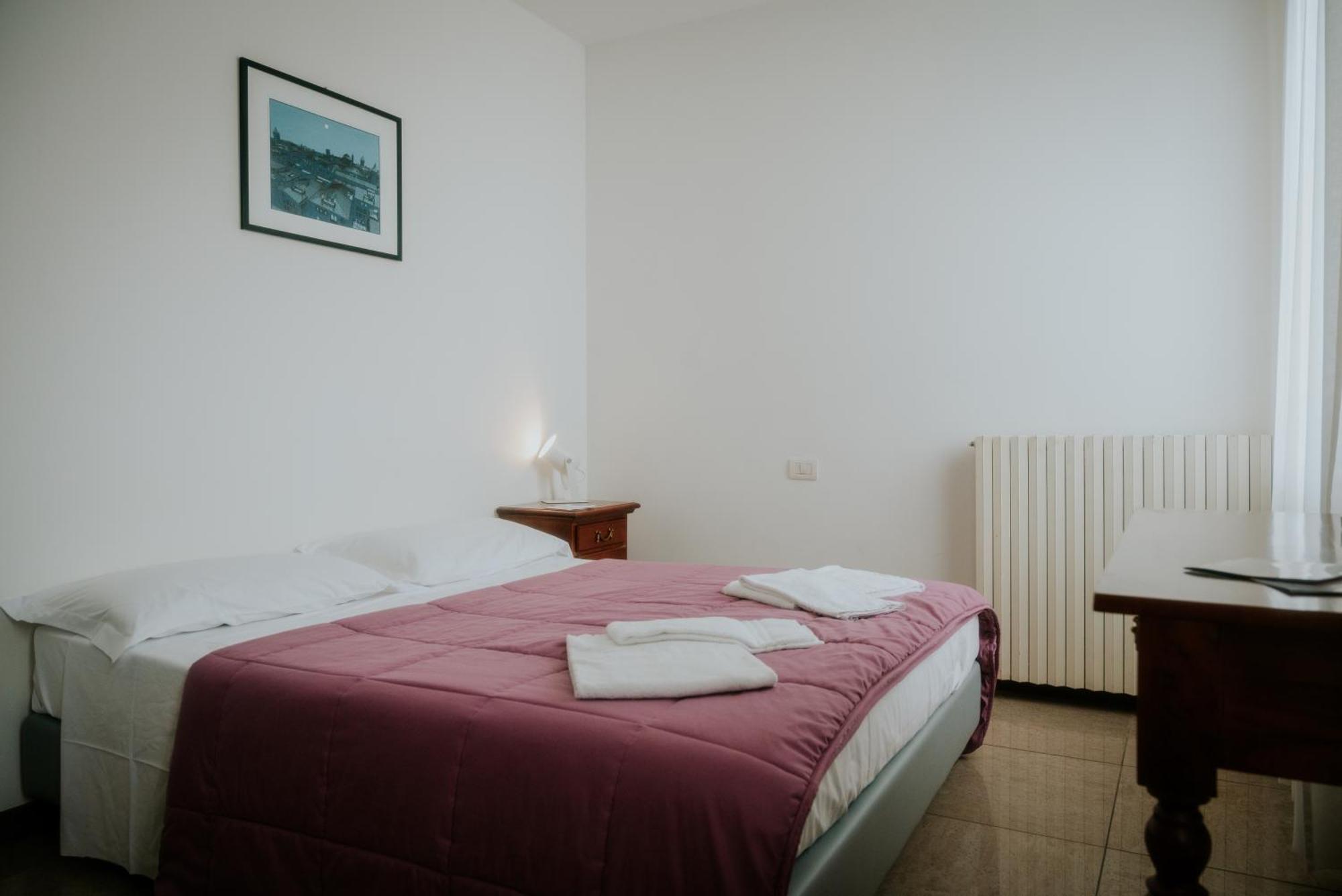 Standard Double Room,1152795987:JPEG