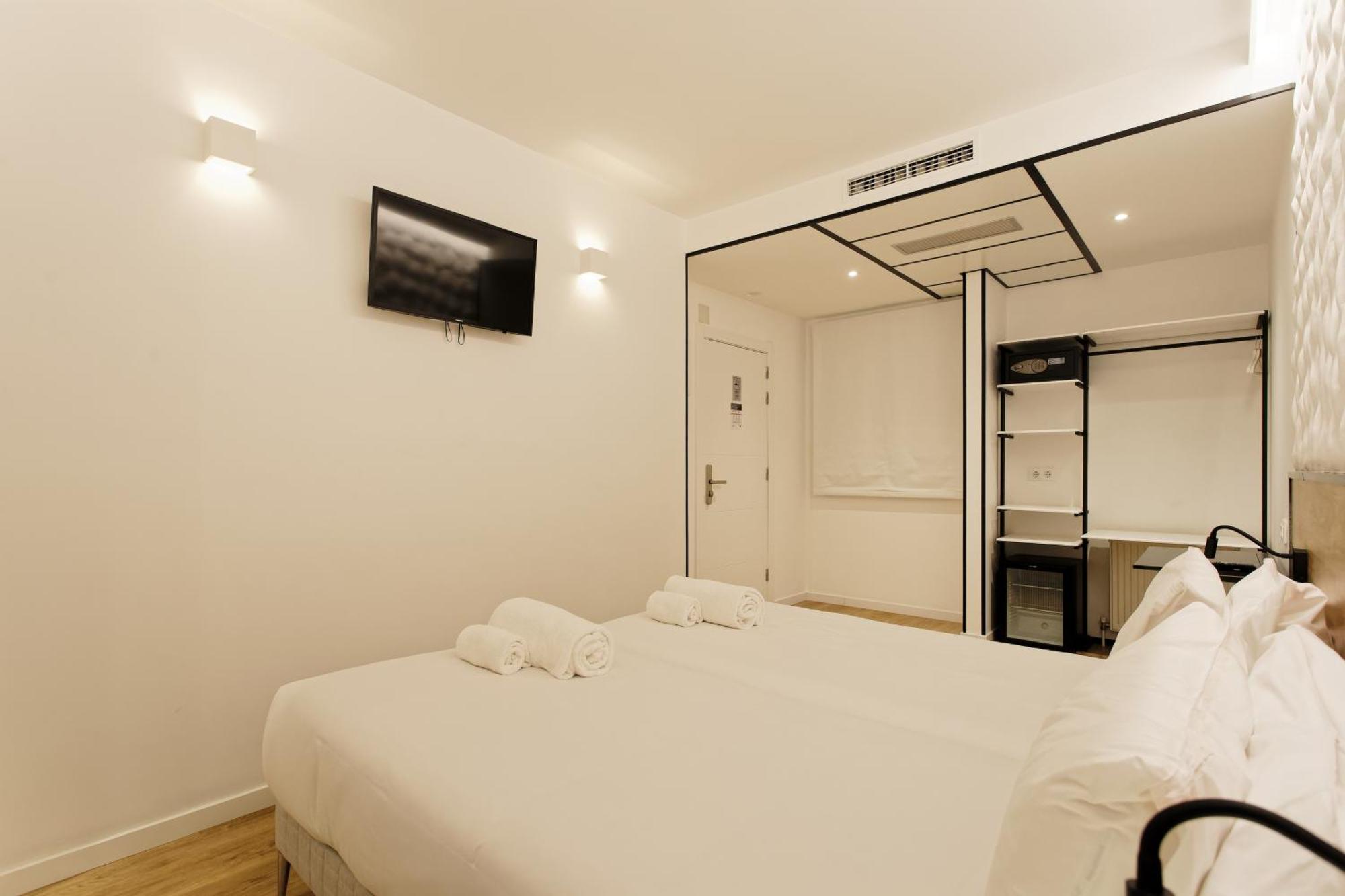 Interior Economy Twin Room,1528701793:JPEG