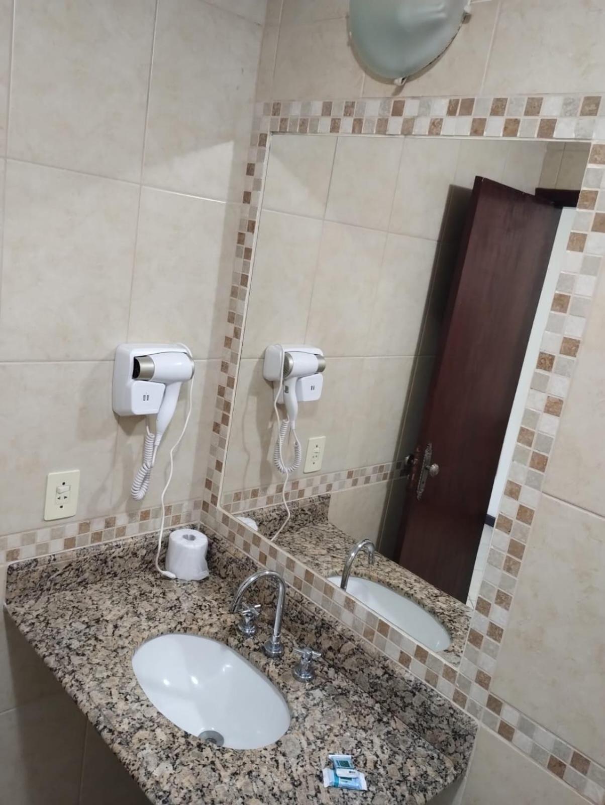 Deluxe One-Bedroom Apartment Garden View,1559759935:JPEG