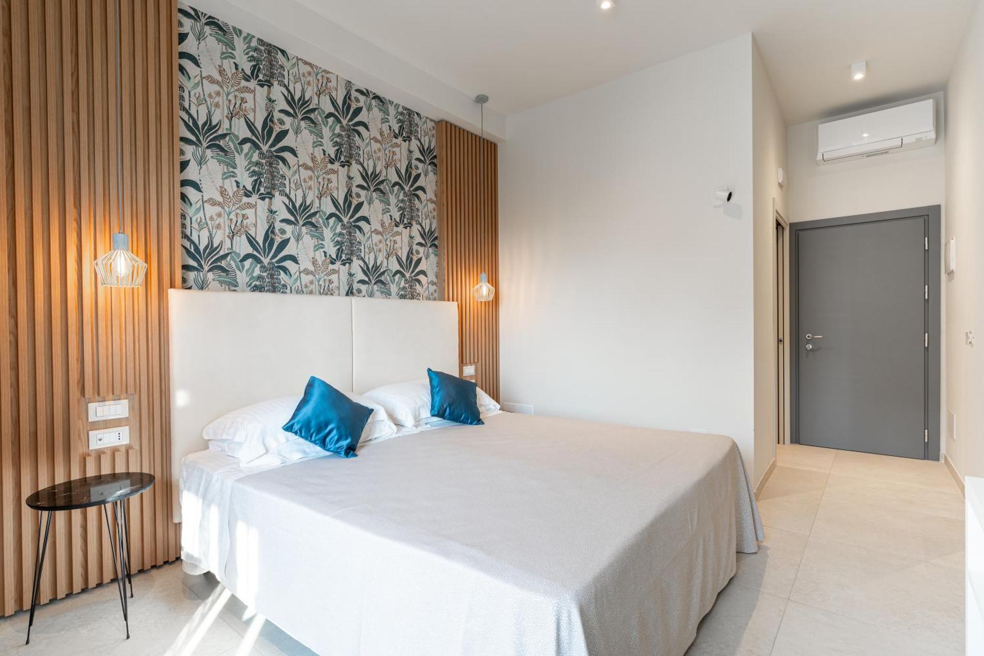 Superior Double or Twin Room,1529279830:JPEG