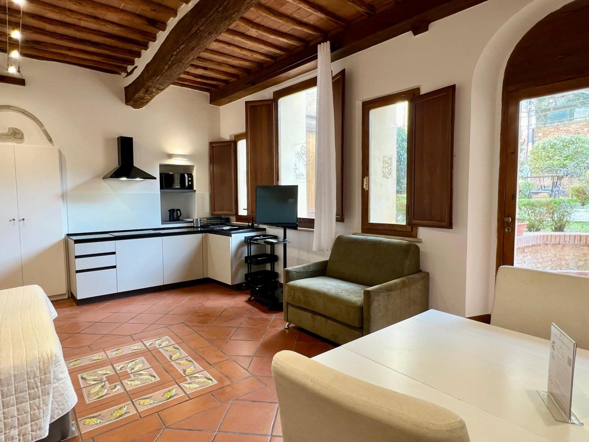Studio Apartment