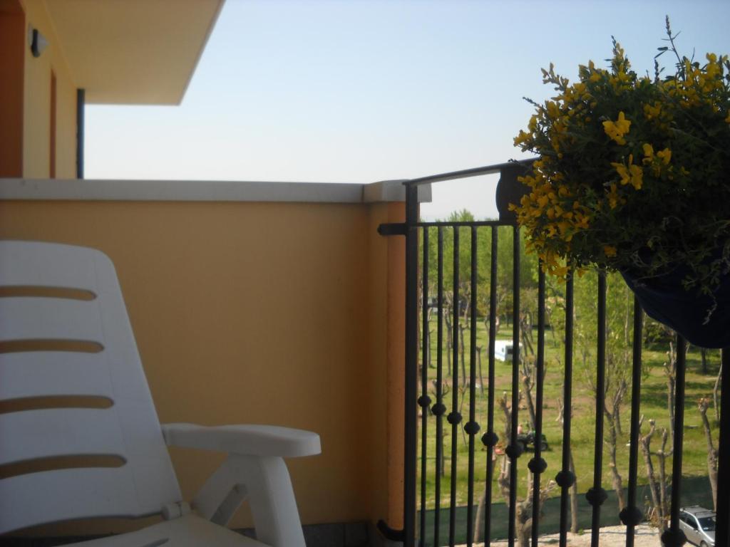 One-Bedroom Apartment,1580786289:JPEG