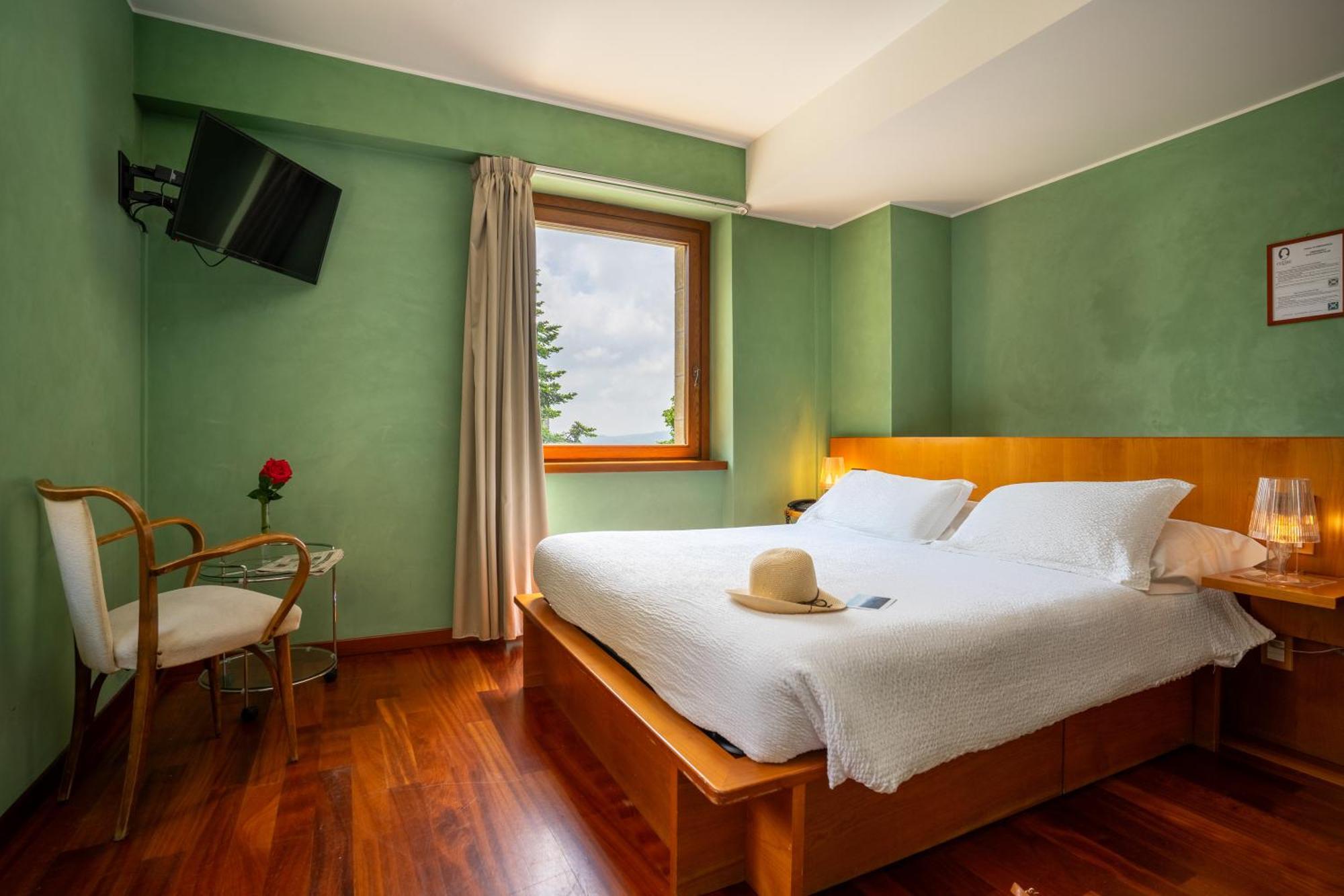 Triple Room,1530613213:JPEG