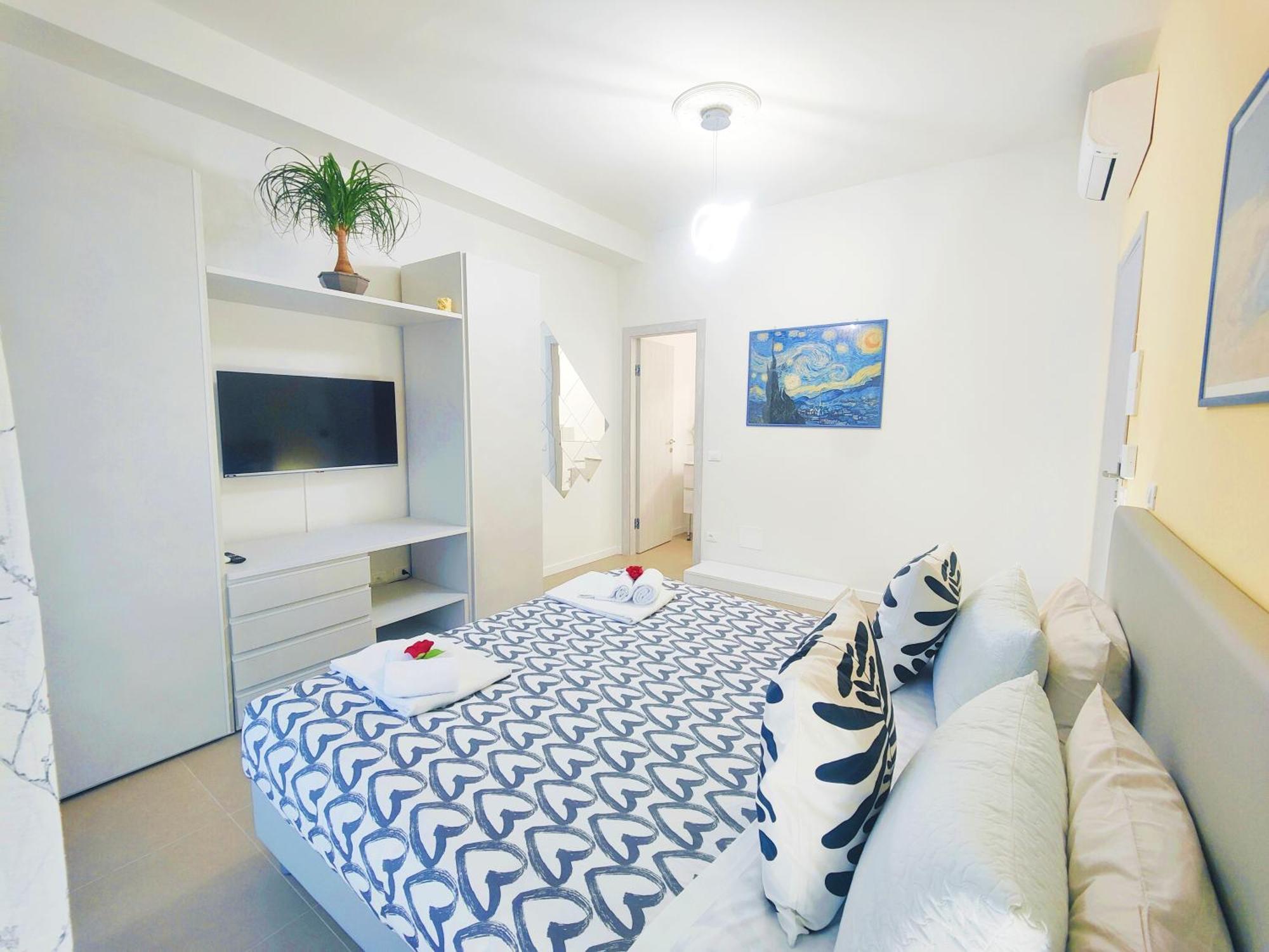 Double Room Balcony,1531004911:JPEG