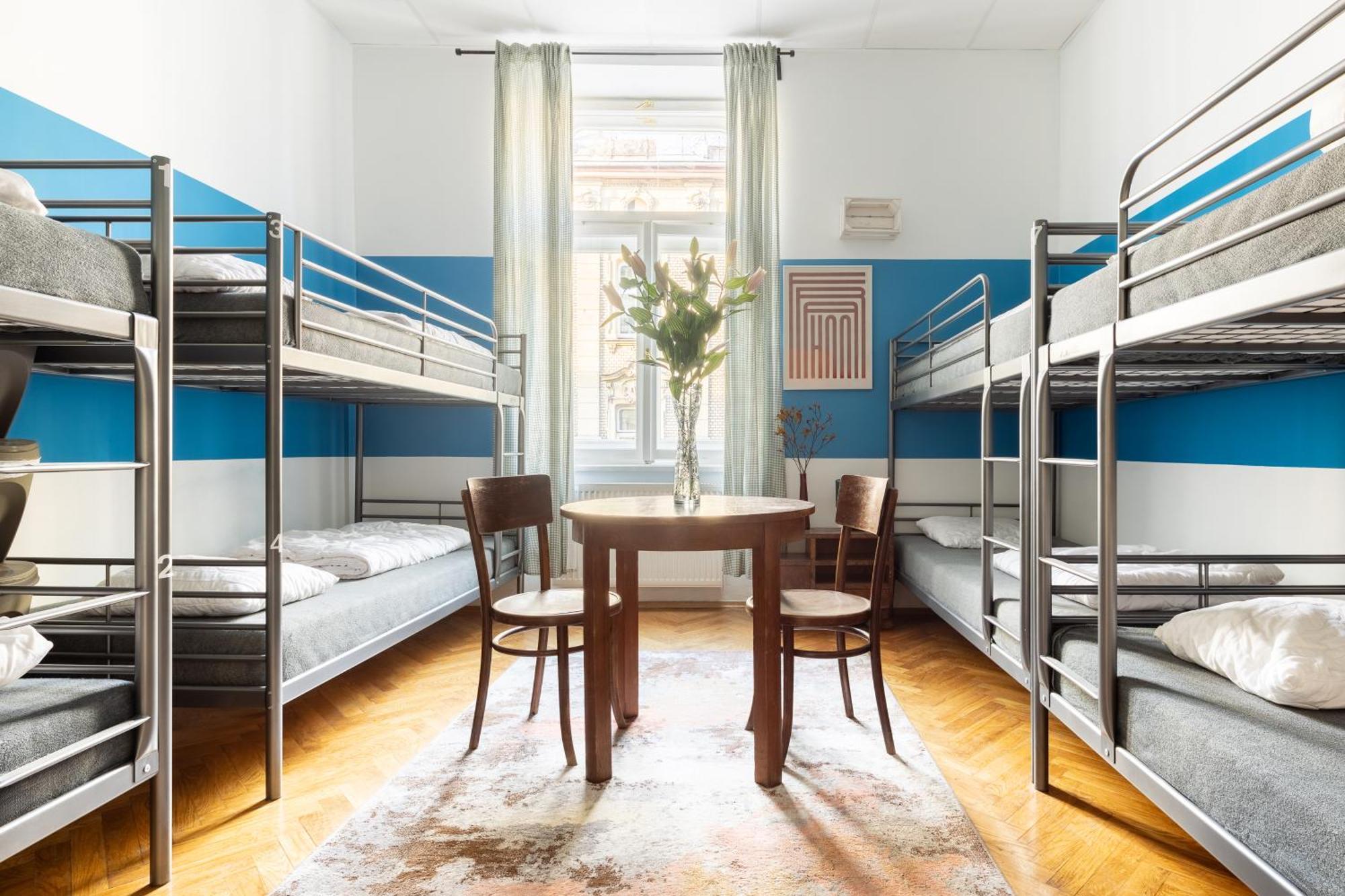 Bed 8-Bed Dormitory Room,1532370019:JPEG
