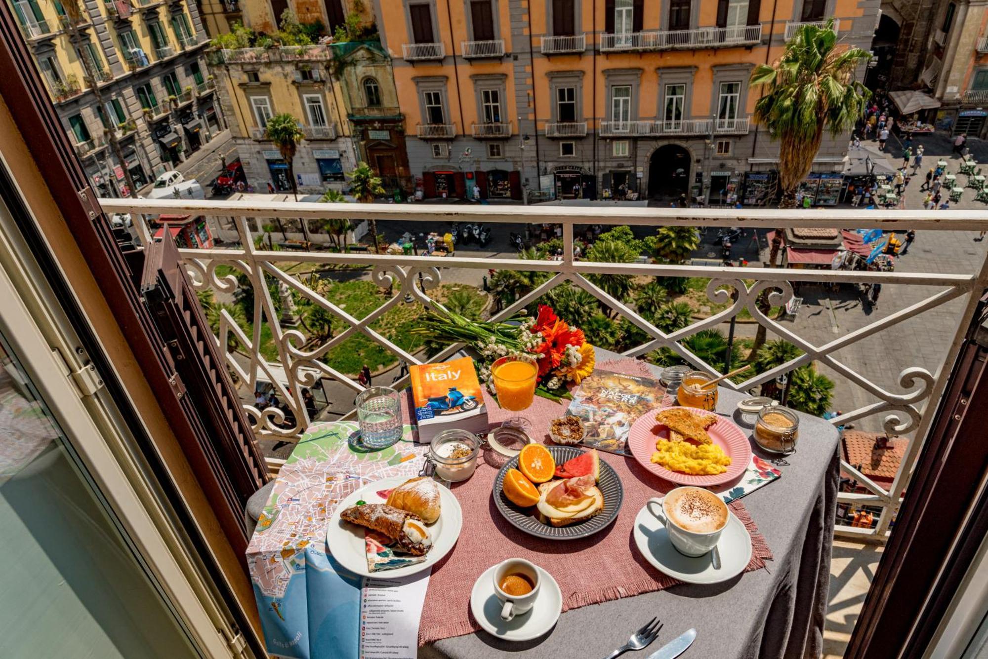 Deluxe Double Room Balcony,1532556142:JPEG