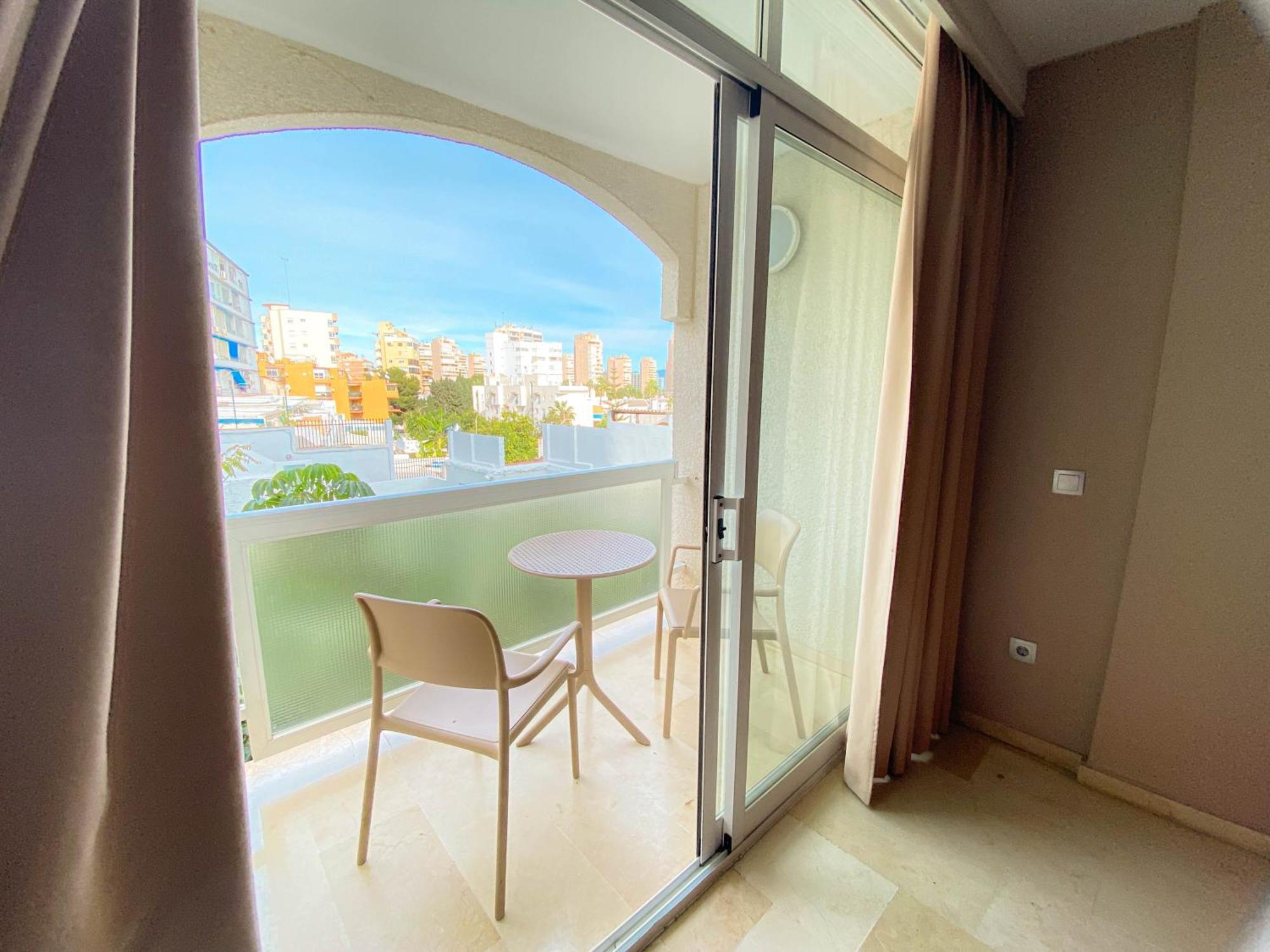 Classic Junior Suite,1129991640:JPEG