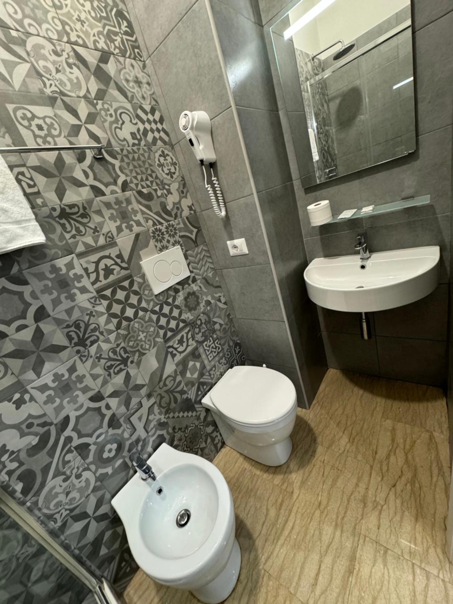 Two-Bedroom Family Apartment,1598951601:JPEG