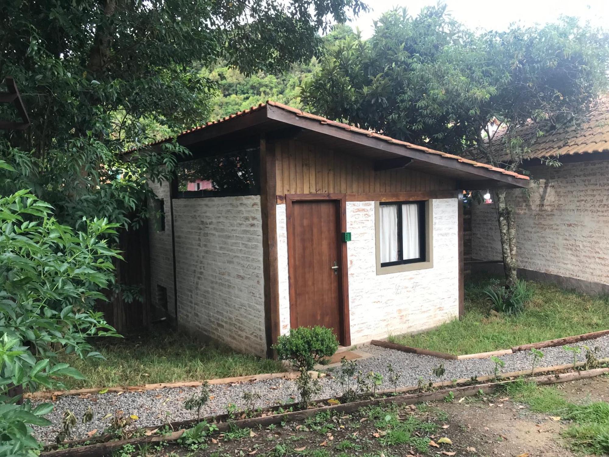 One-Bedroom Chalet,1533744940:JPEG
