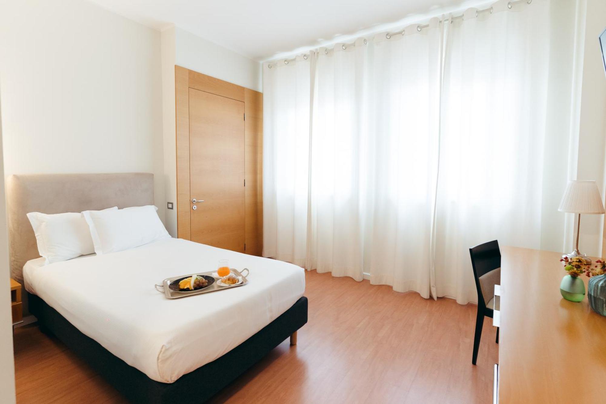 Standard Single Room,1529310205:JPEG