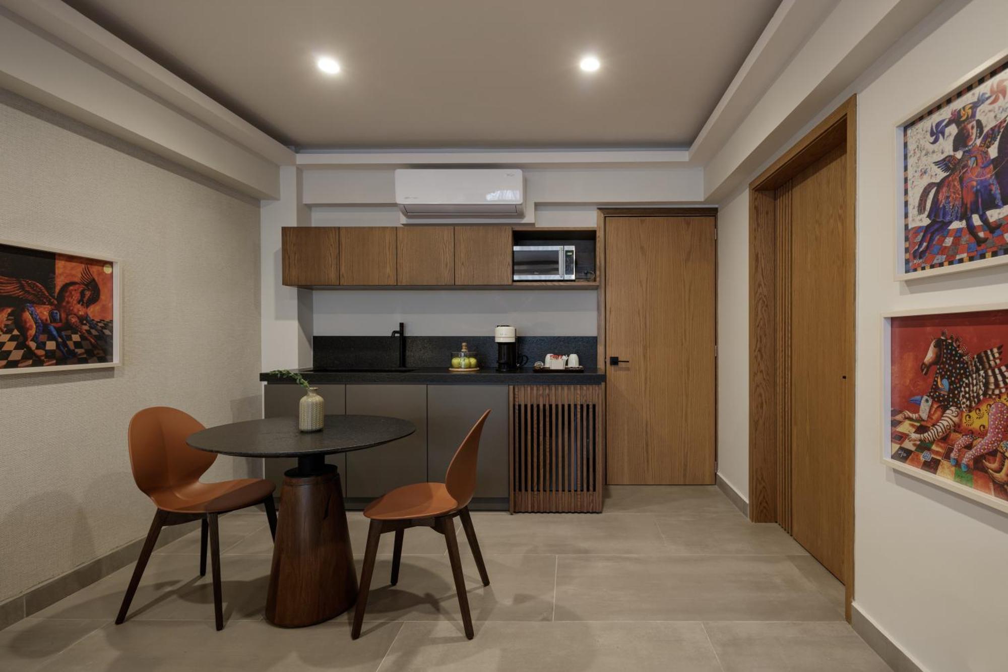 Junior Suite,1534103578:JPEG