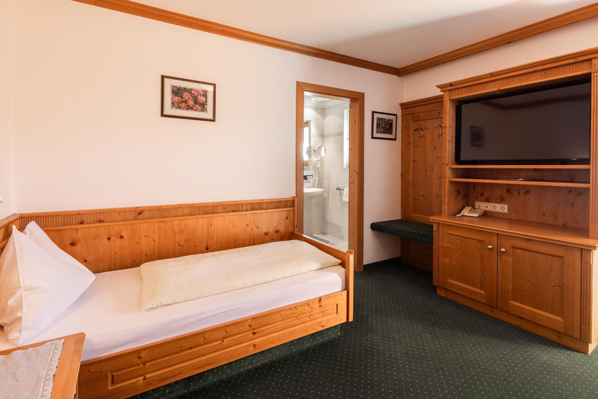 Superior Single Room