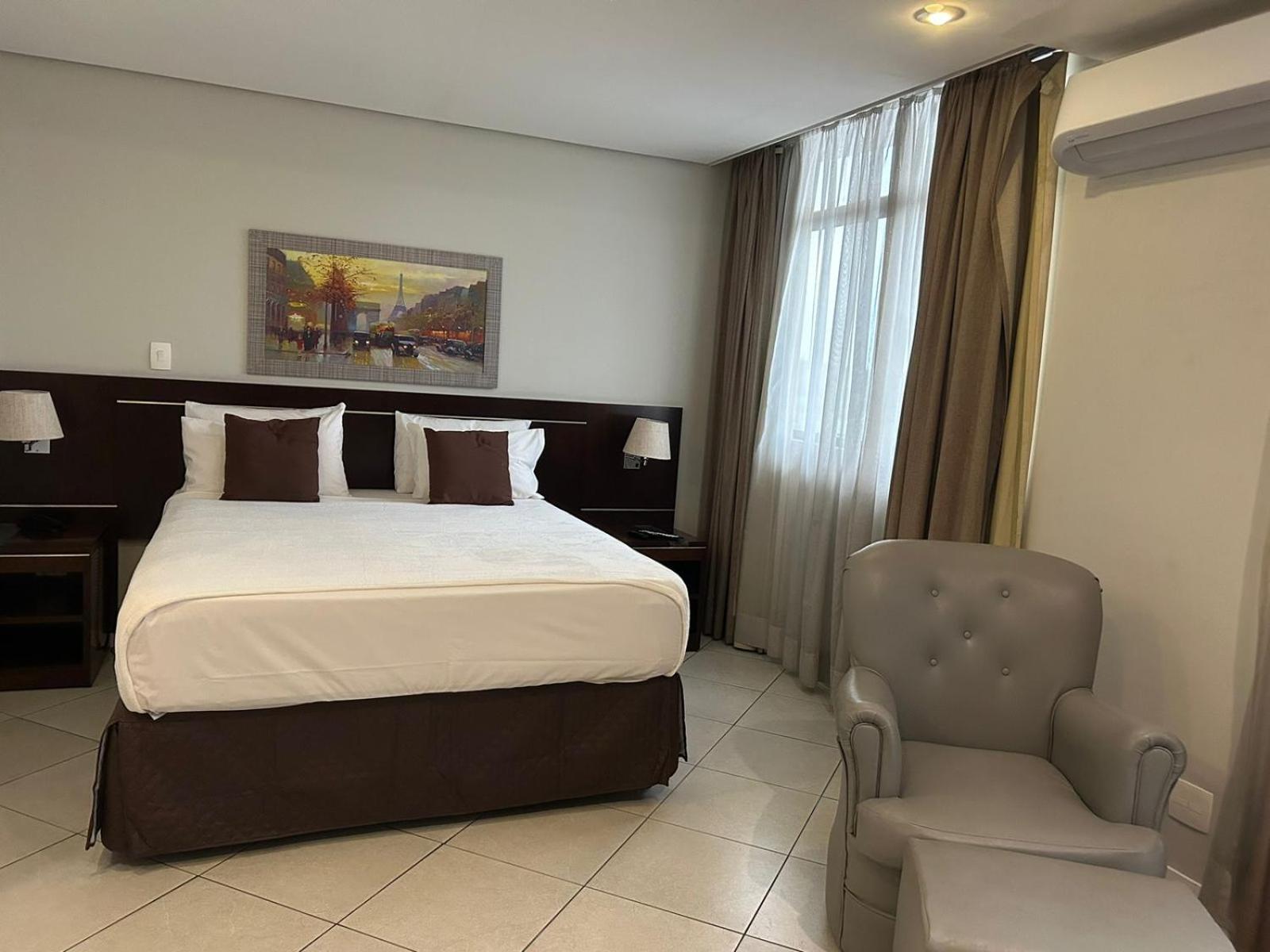 Deluxe Apartment,1562990452:JPEG