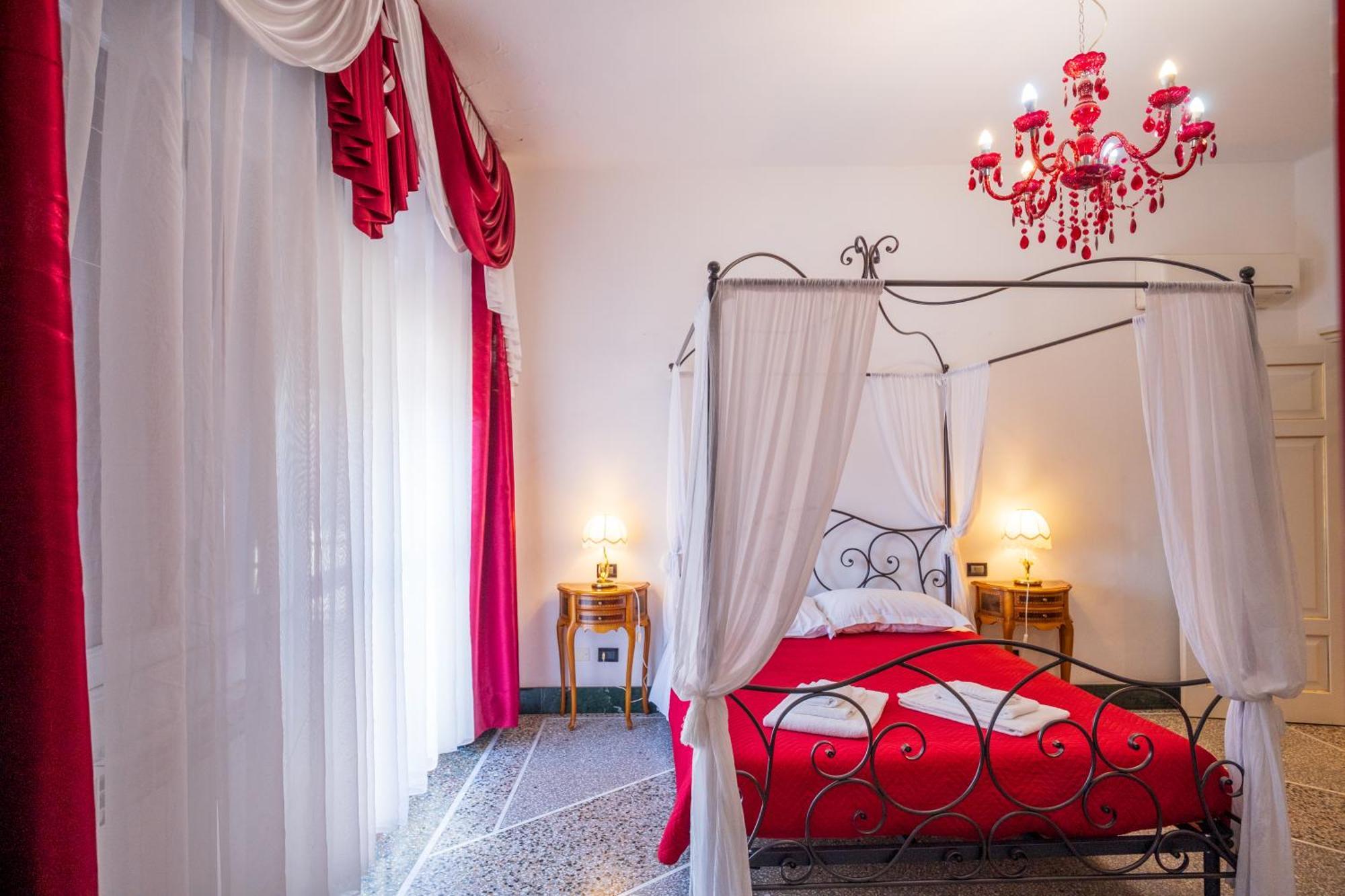 Double Room,1535608753:JPEG