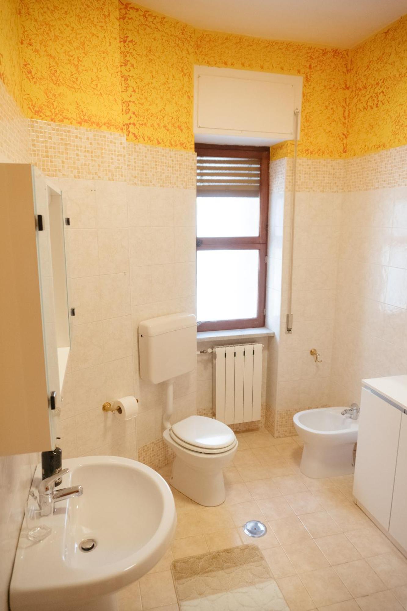 Double Room Private Bathroom,1536254017:JPEG