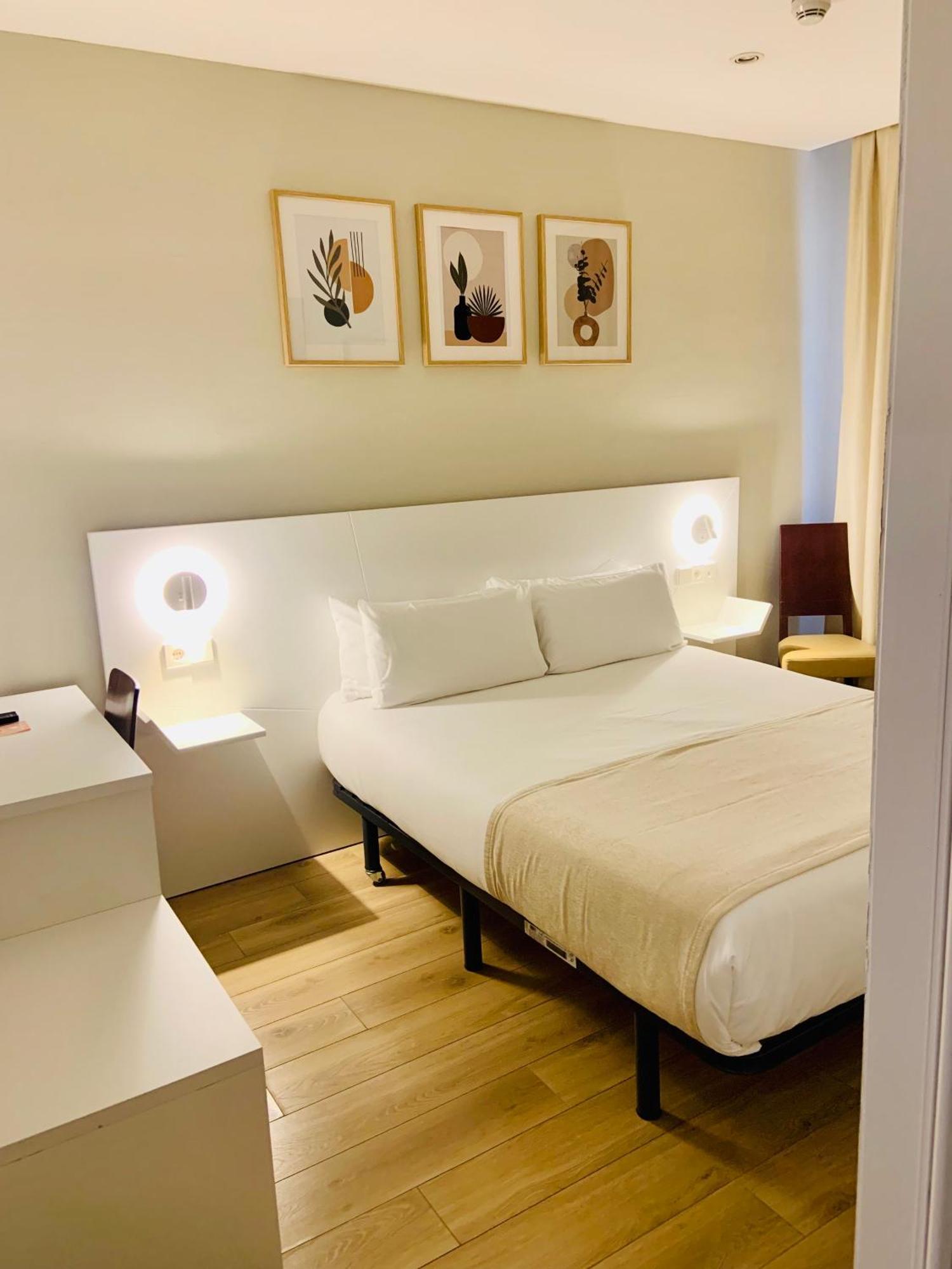 Double Room Balcony,1499104186:JPEG