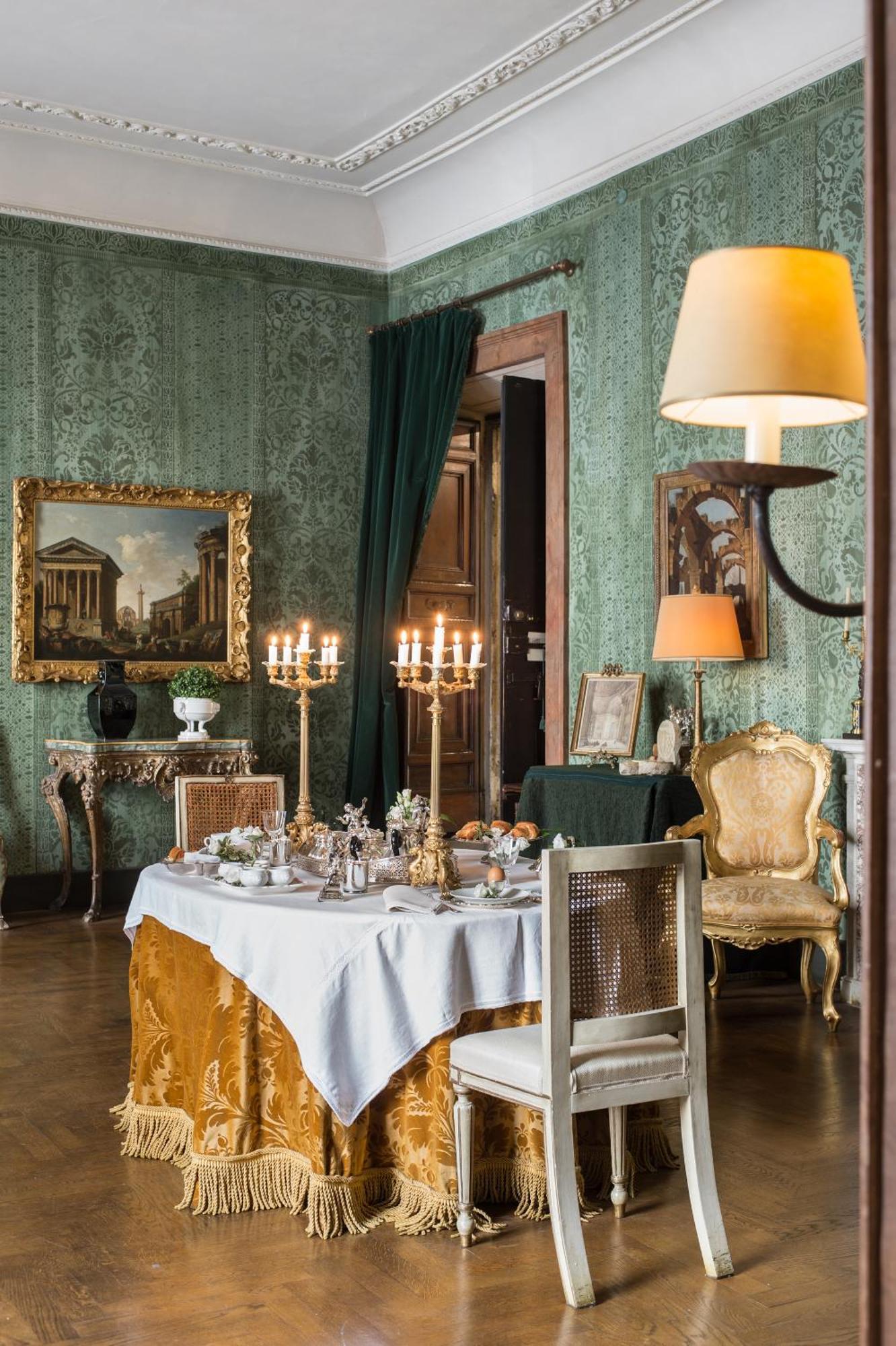 Napoleone Suite,693385155:JPEG