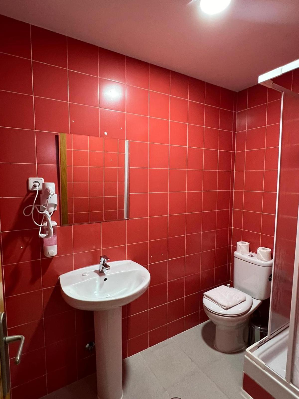 Double Room Private Bathroom