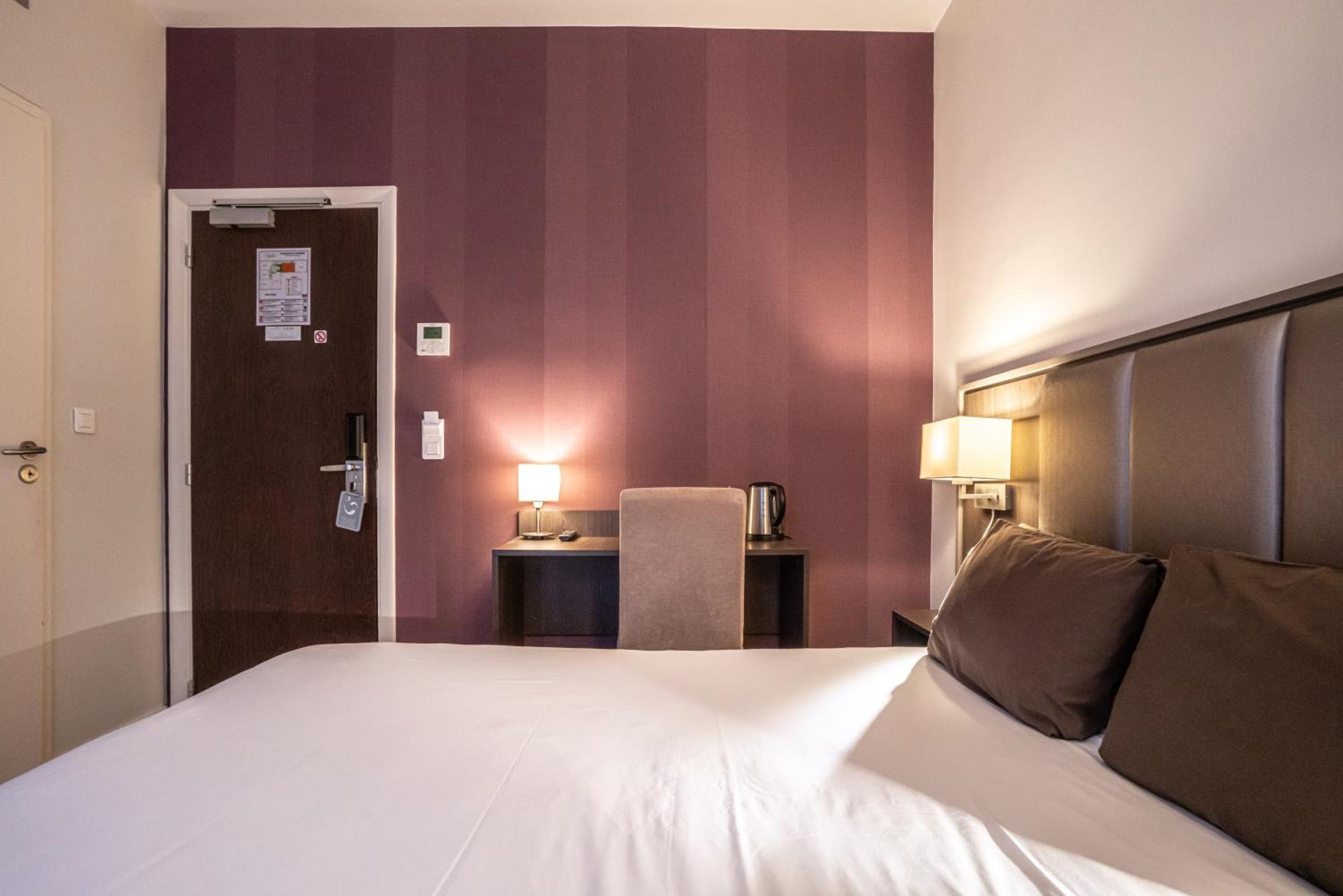 Standard Double Room,1538221768:JPEG
