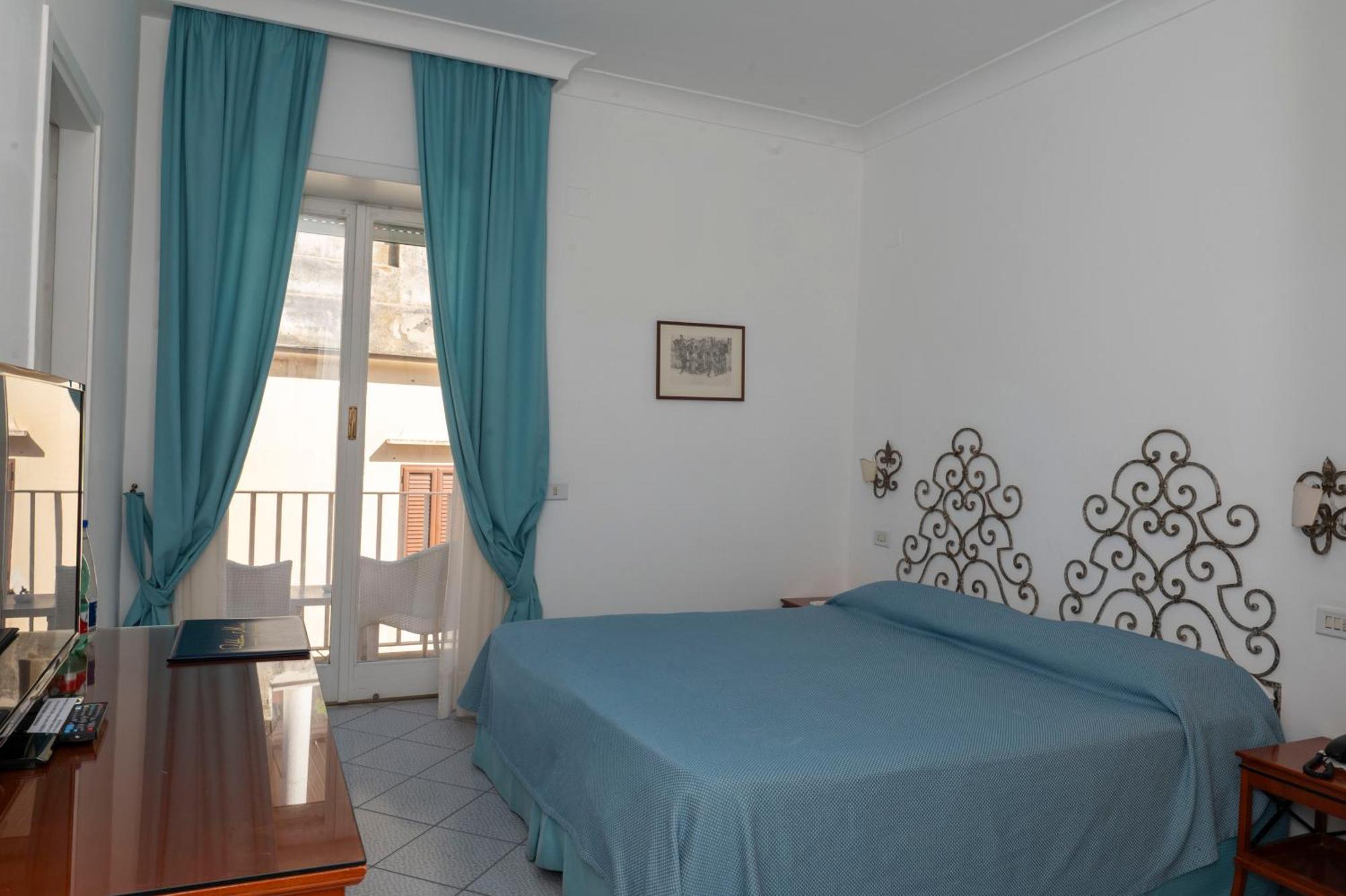 Standard Double or Twin Room,1538247643:JPEG