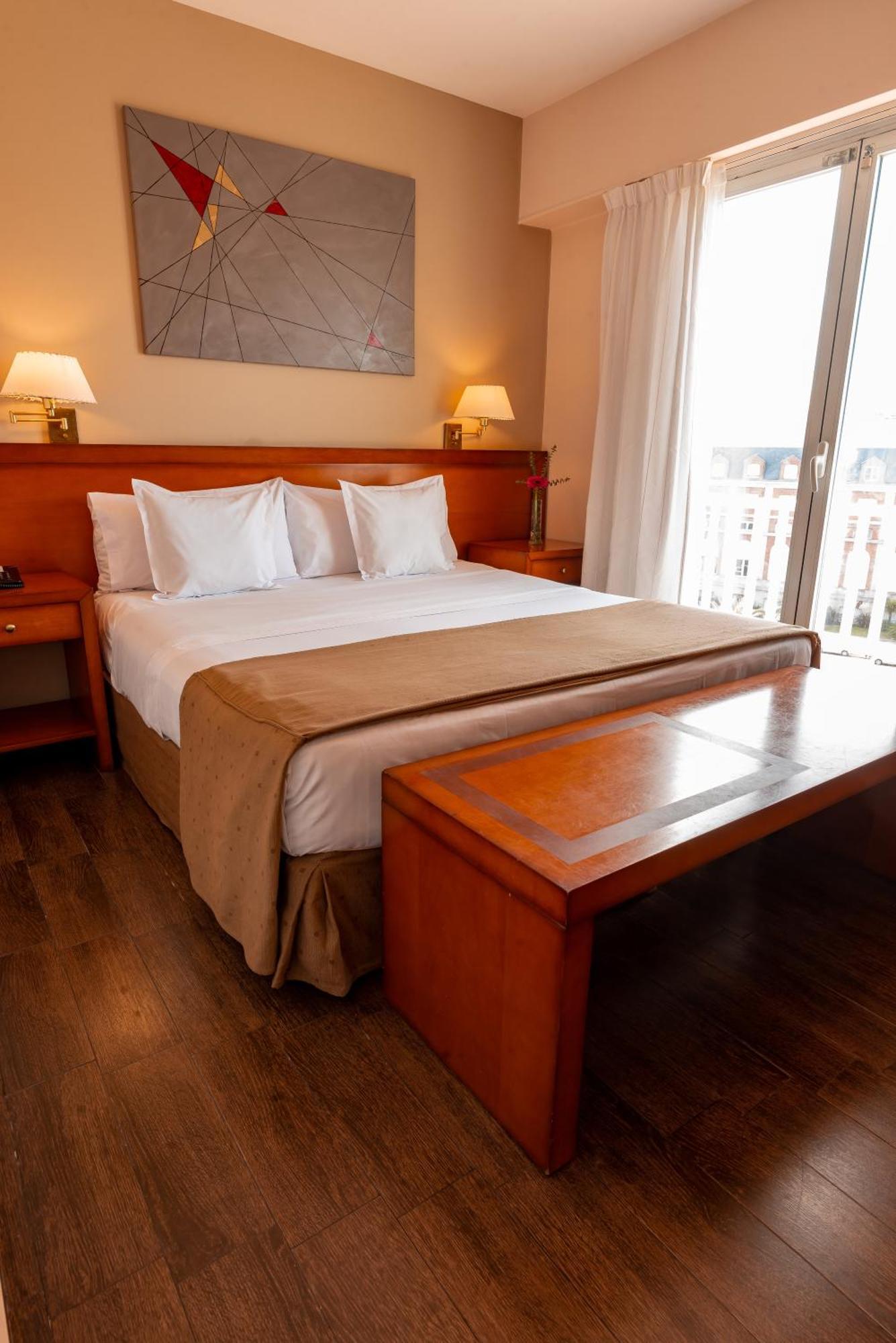 Superior Double Room,1348293110:JPEG