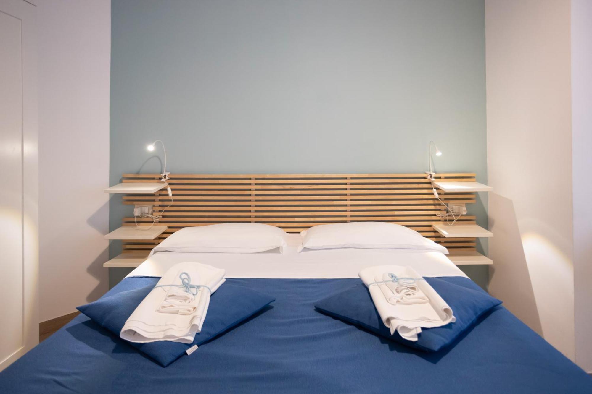 Double Room,1538405821:JPEG
