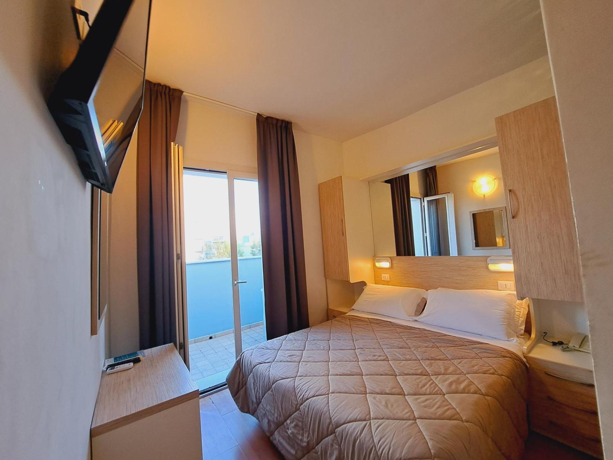 Double Room,1538706754:JPEG
