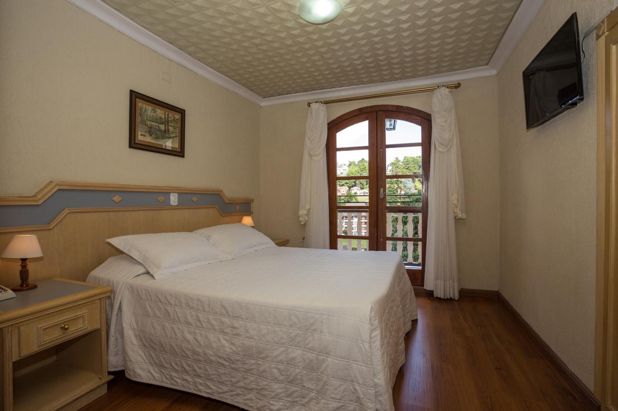 Deluxe Double Room Balcony,1539586978:JPEG