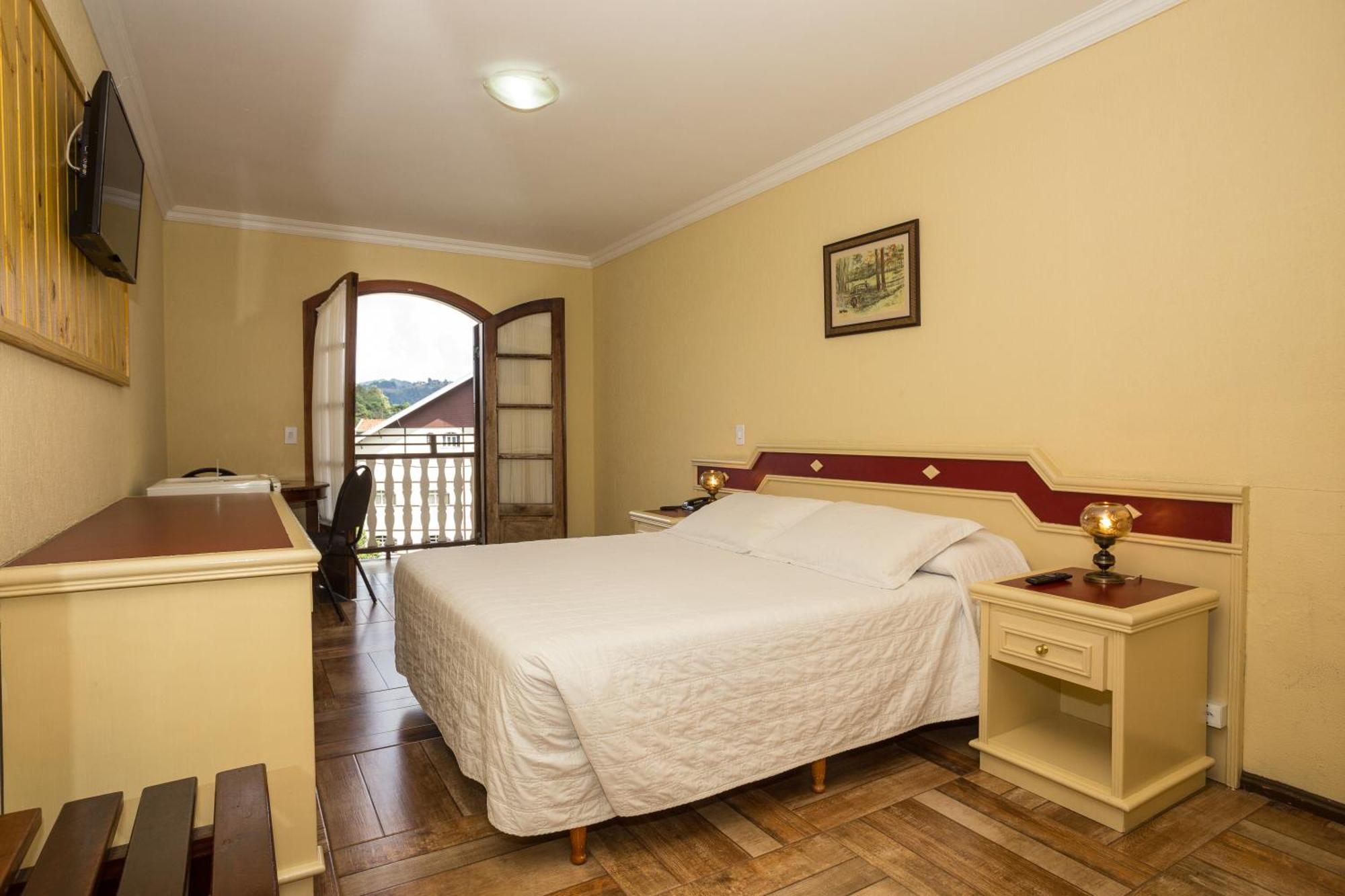 Deluxe Quadruple Room Balcony,1539587194:JPEG