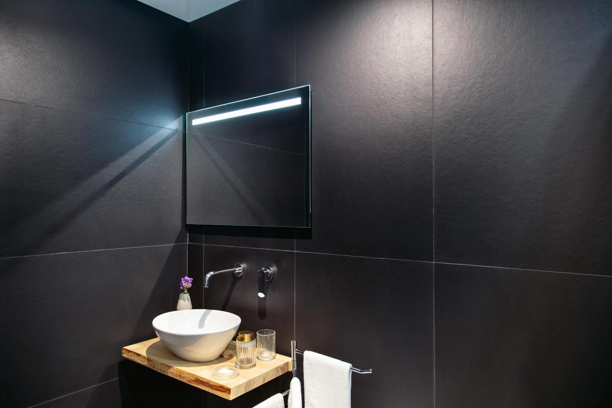 Two-Bedroom Suite,1539687805:JPEG